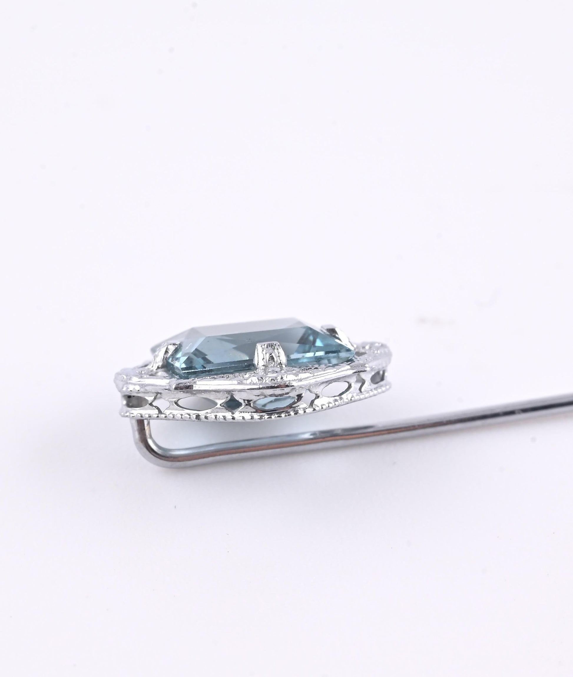 Vintage 10K White Gold Stick Pin Blue Spinel Lab Grown Lapel Tie Pin Estate 2.5”