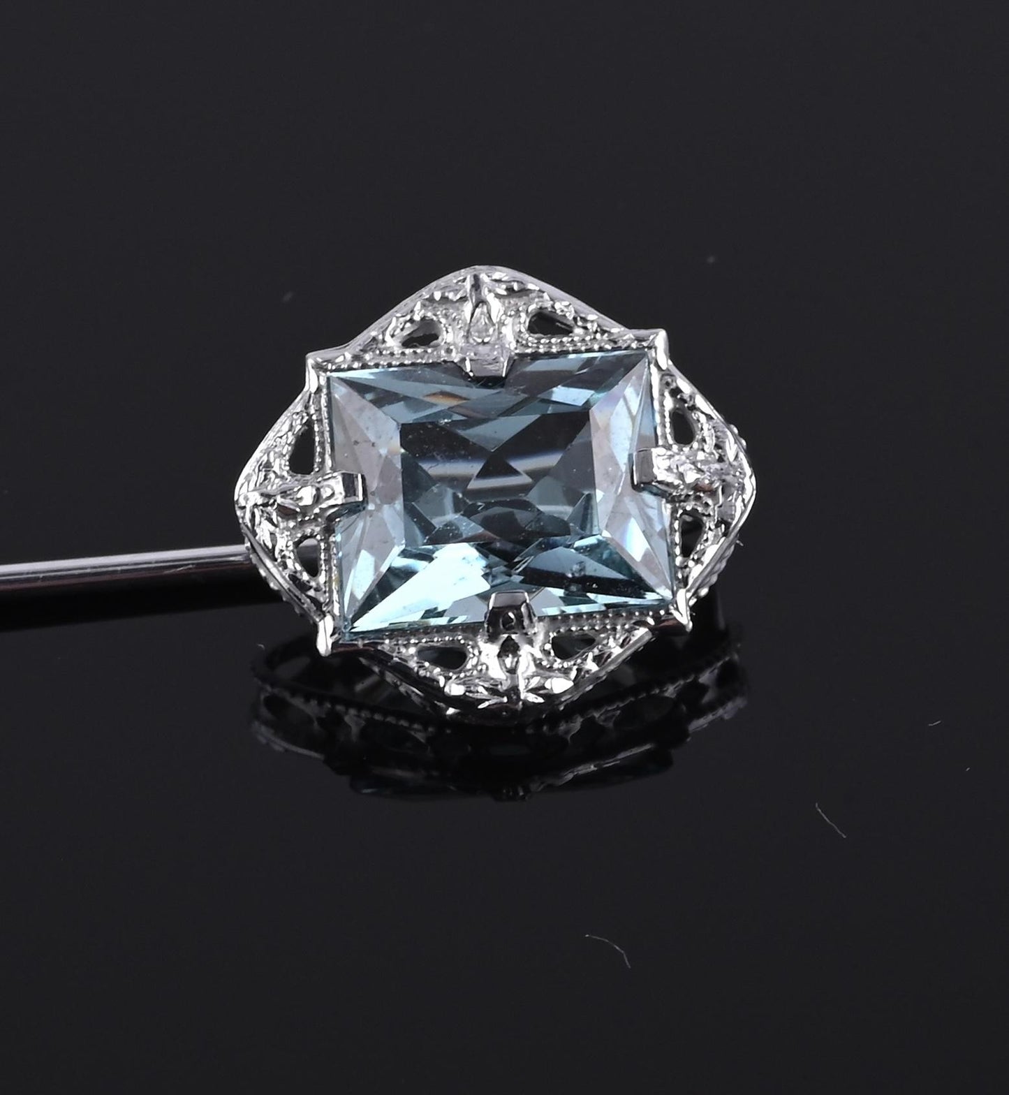 Vintage 10K White Gold Stick Pin Blue Spinel Lab Grown Lapel Tie Pin Estate 2.5”