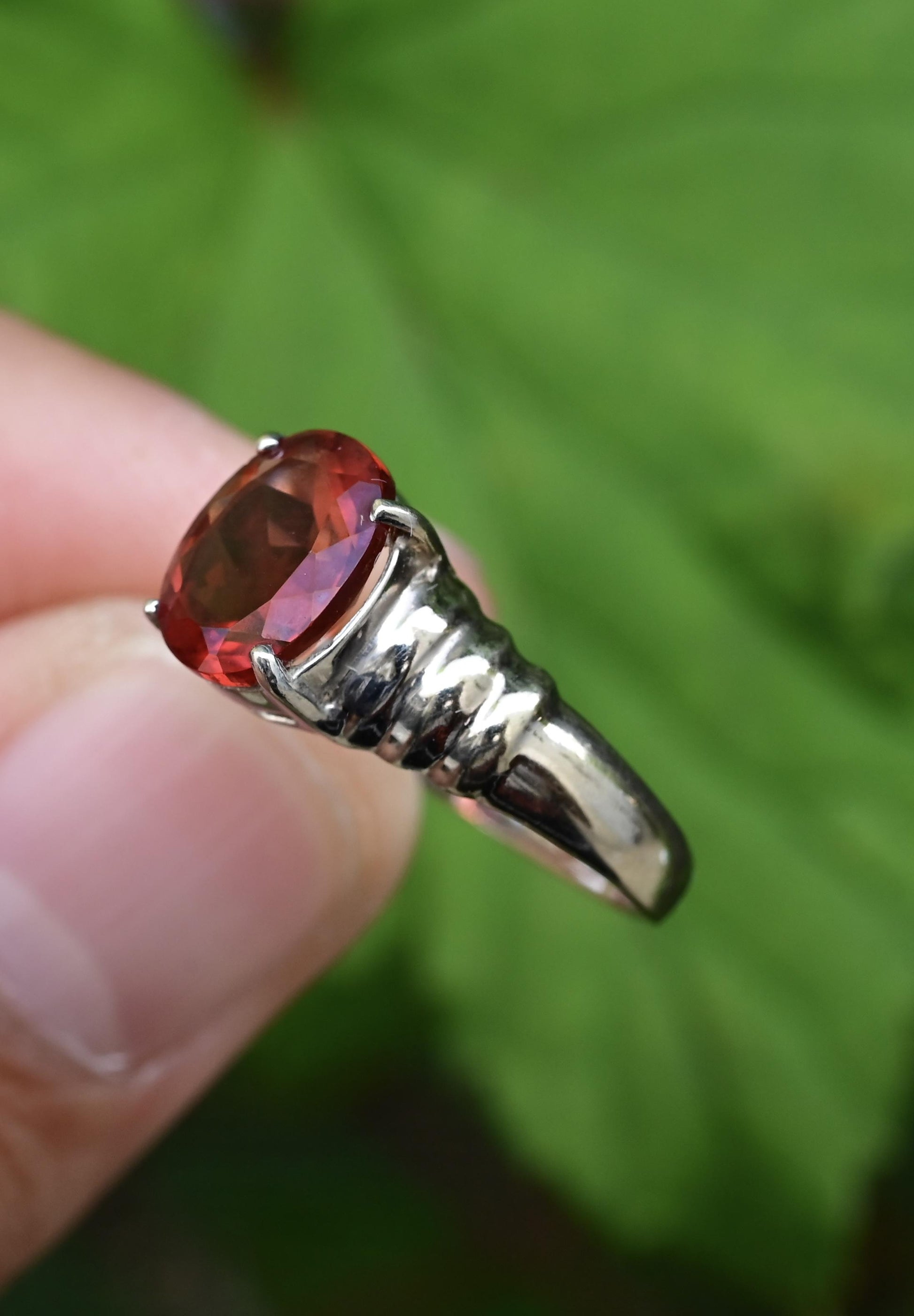IGI Certified 14K White Gold Ring With Red Labradorite Feldspar Size 7