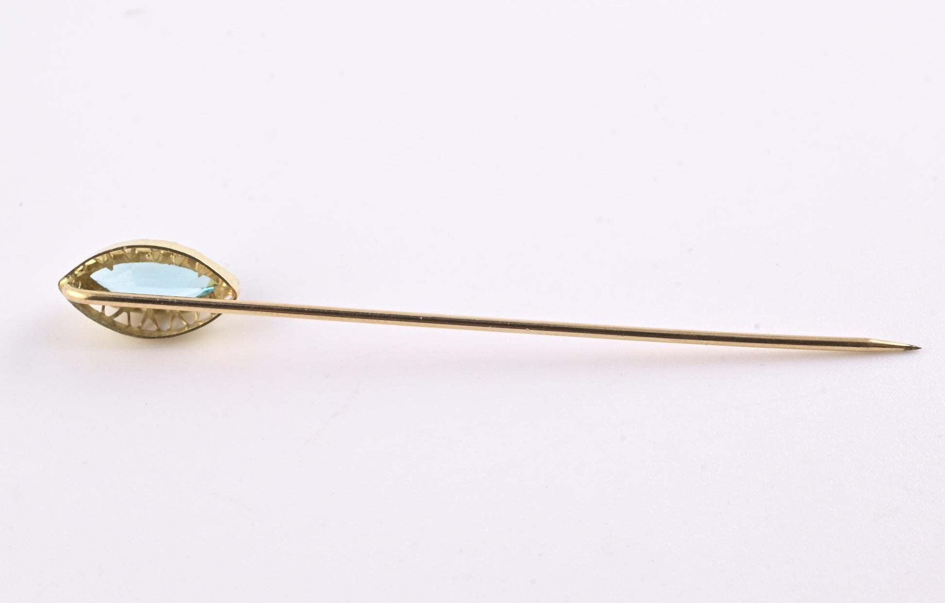 Vintage 10K Yellow Gold Stick Pin Blue Spinel Lab Grown Lapel Tie Pin Estate 2.5
