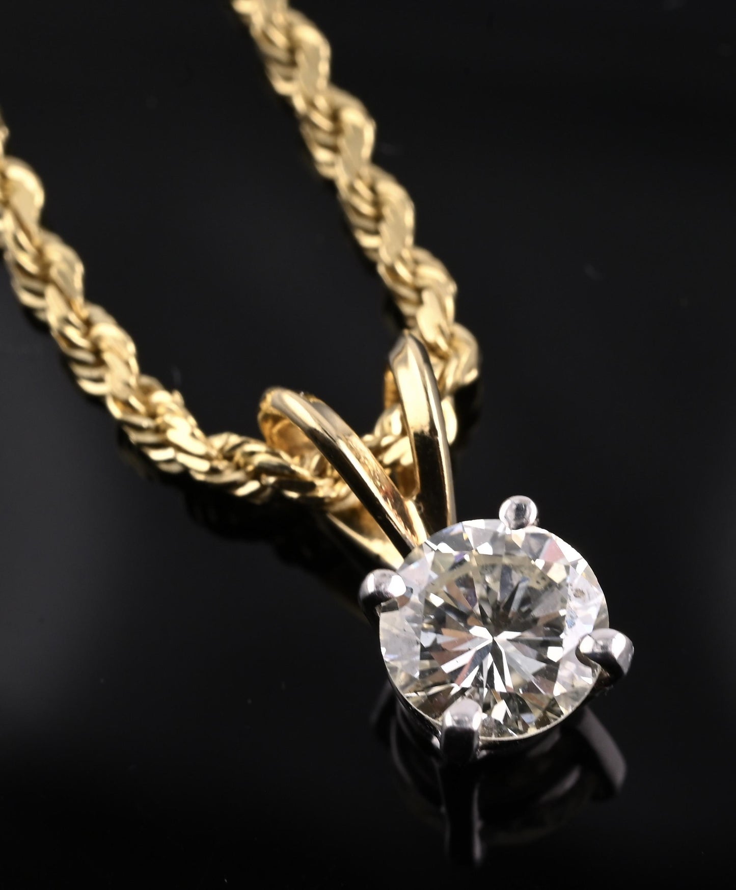 14K Yellow & White Gold Diamond Solitaire Necklace Pendant 0.75 CT VS2–SI1