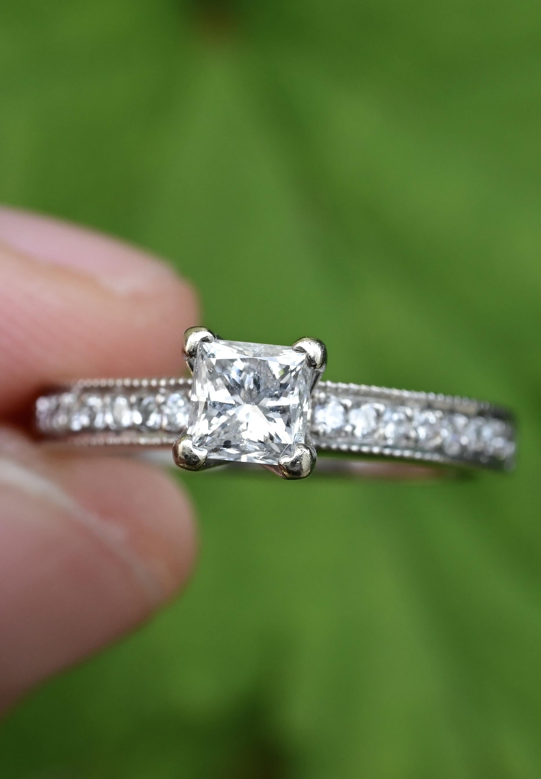 14K White Gold Natural Diamond Ring 0.82 Carats IGI Certified