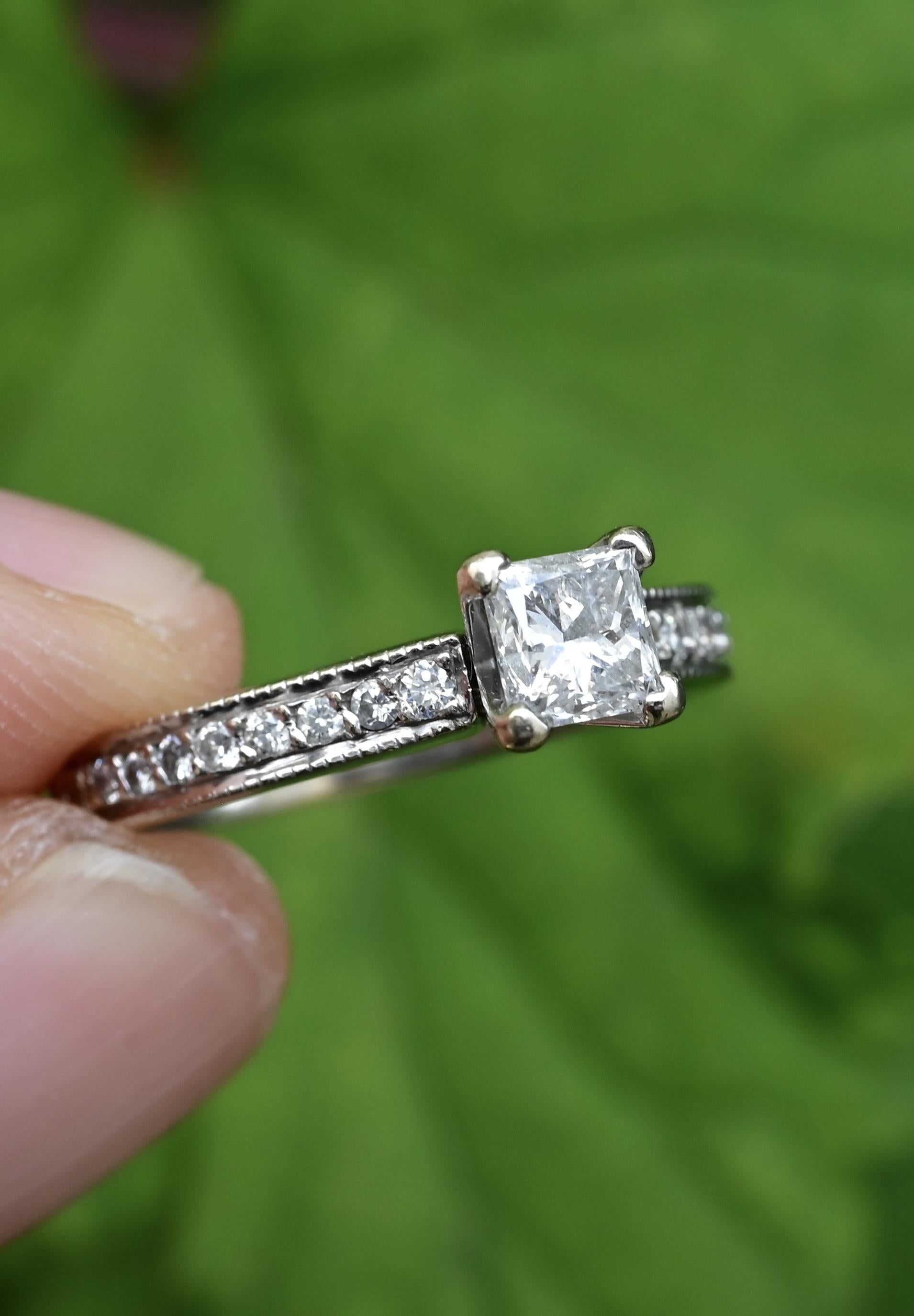14K White Gold Natural Diamond Ring 0.82 Carats IGI Certified
