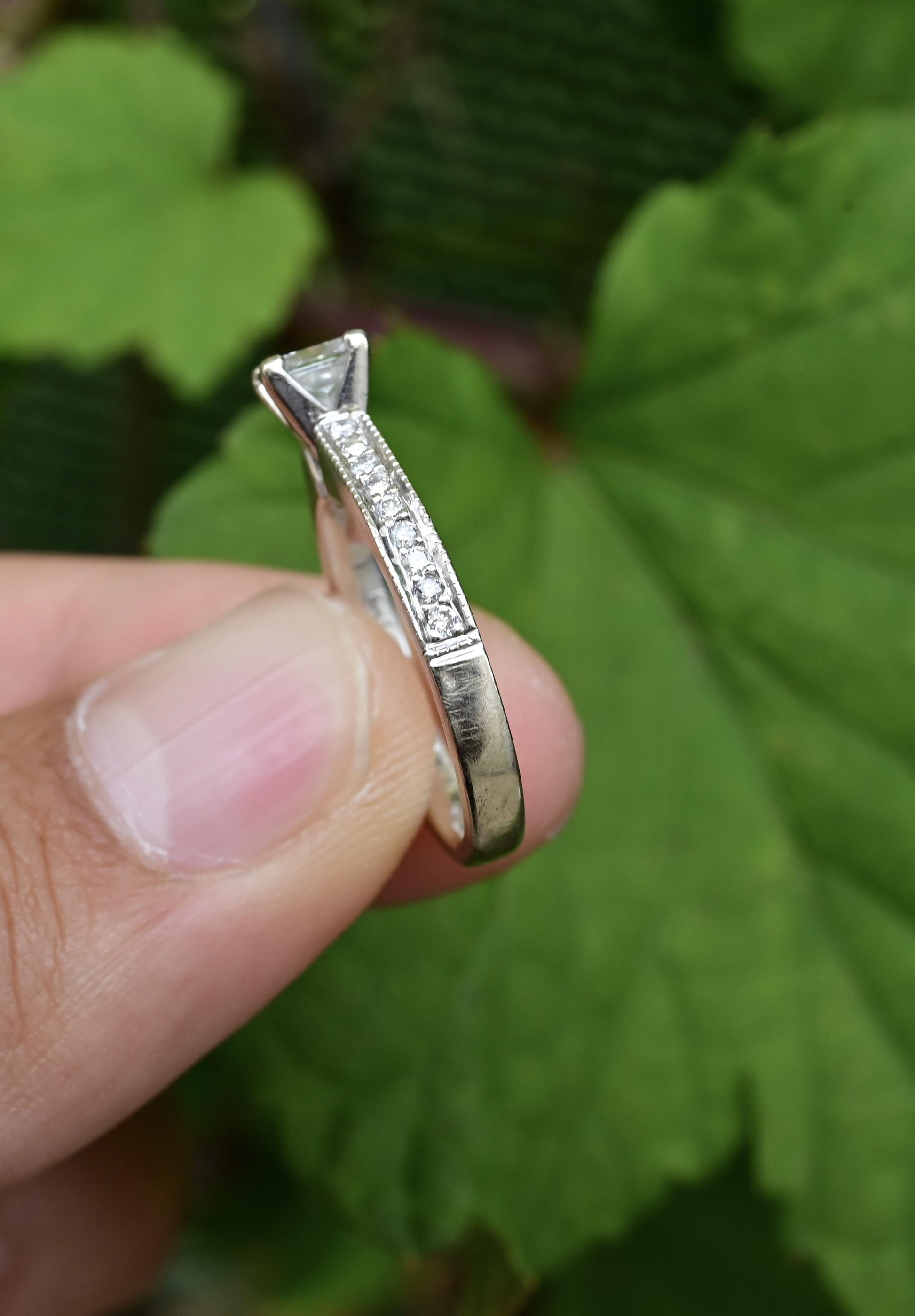 14K White Gold Natural Diamond Ring 0.82 Carats IGI Certified