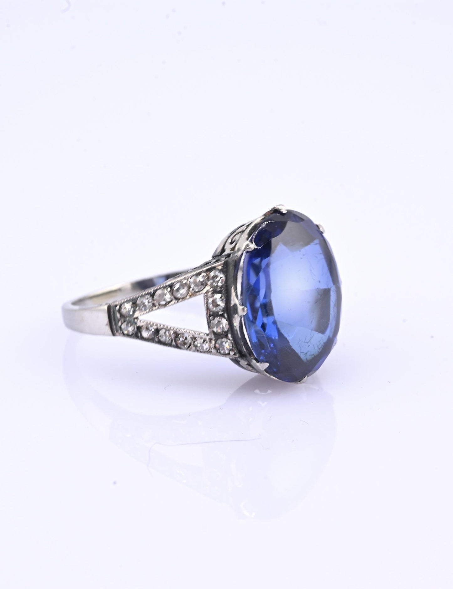 Rare Art Deco Period Sapphire & Diamond Ring With IGI Report