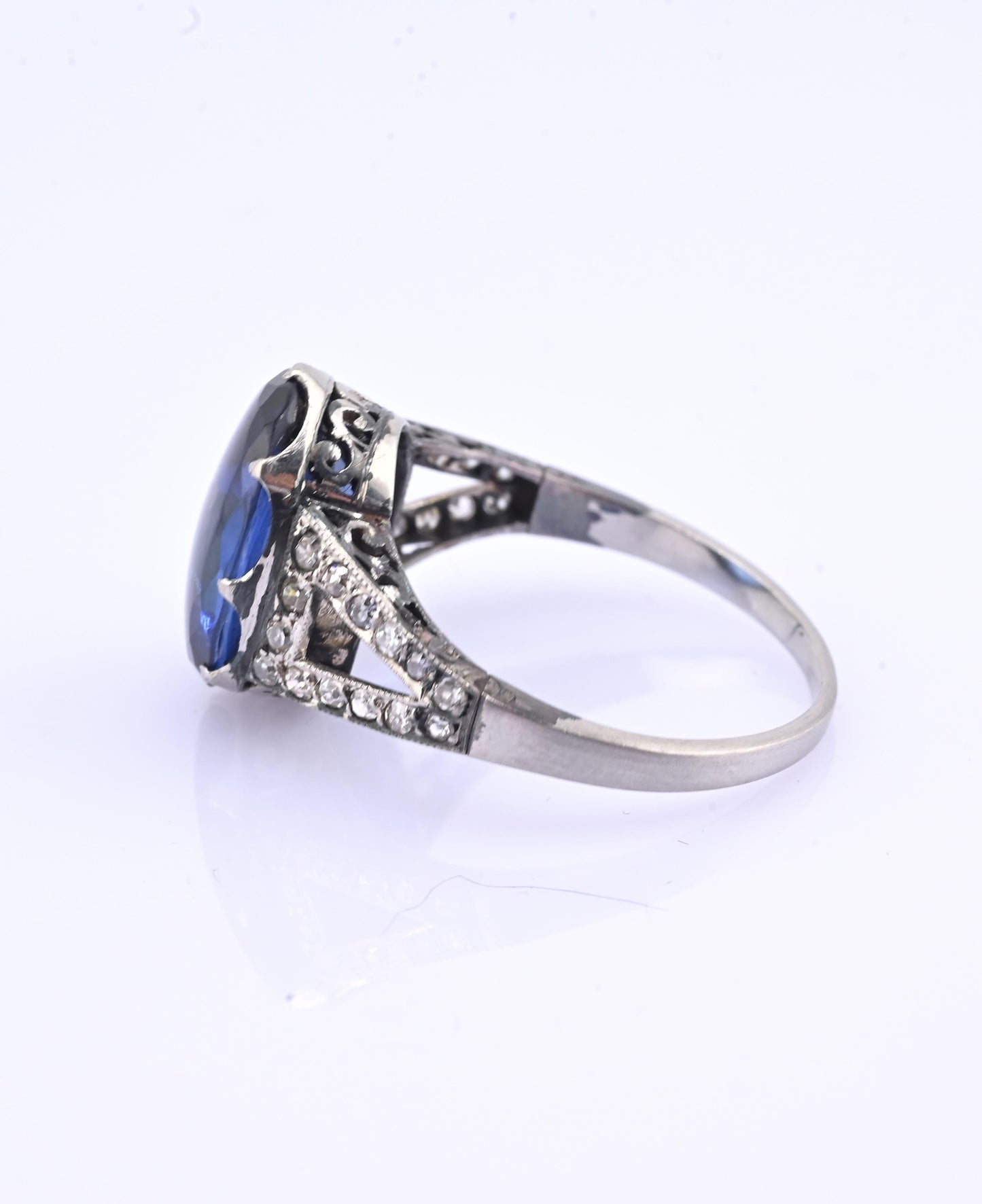 Rare Art Deco Period Sapphire & Diamond Ring With IGI Report
