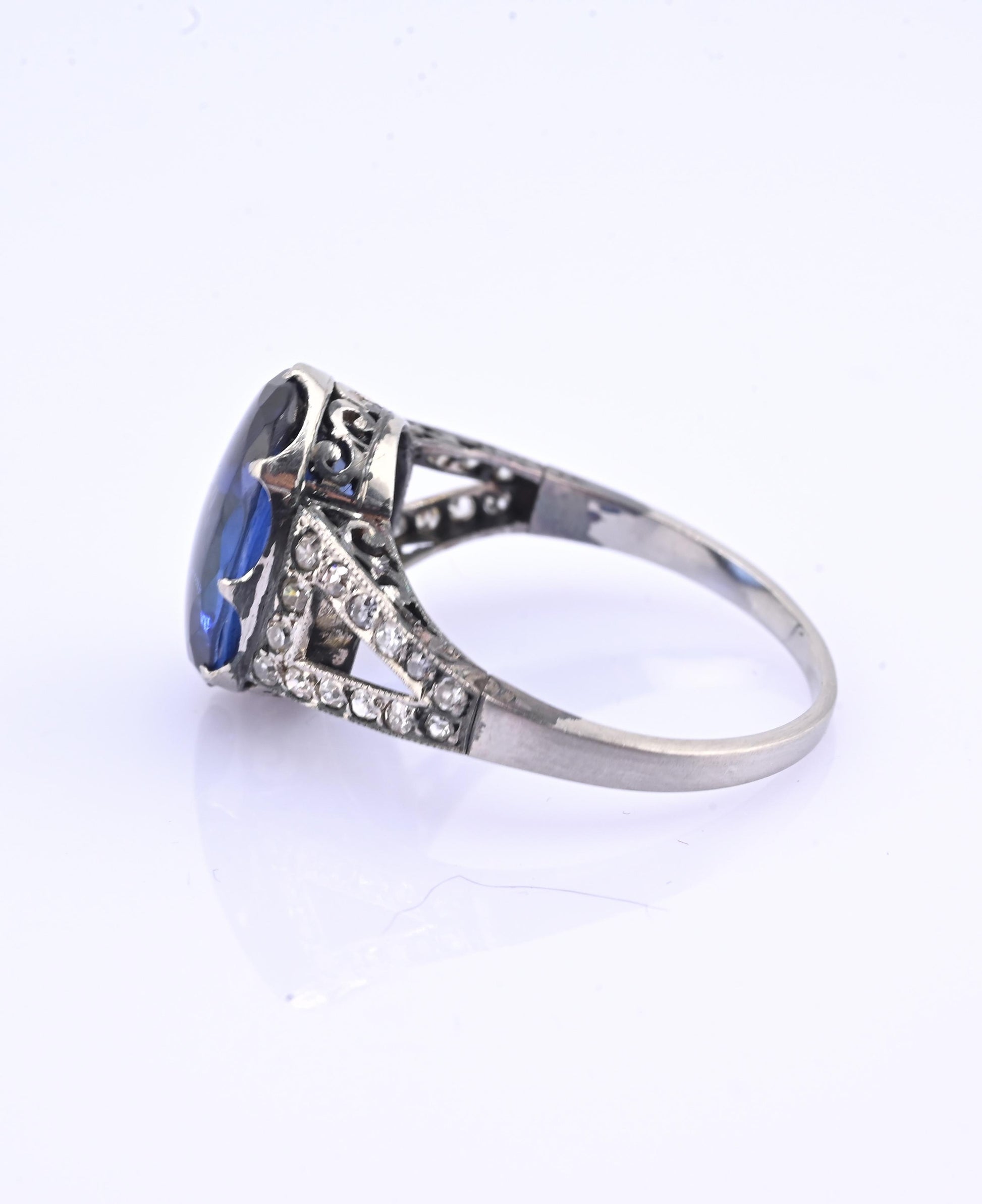 Rare Art Deco Period Sapphire & Diamond Ring With IGI Report