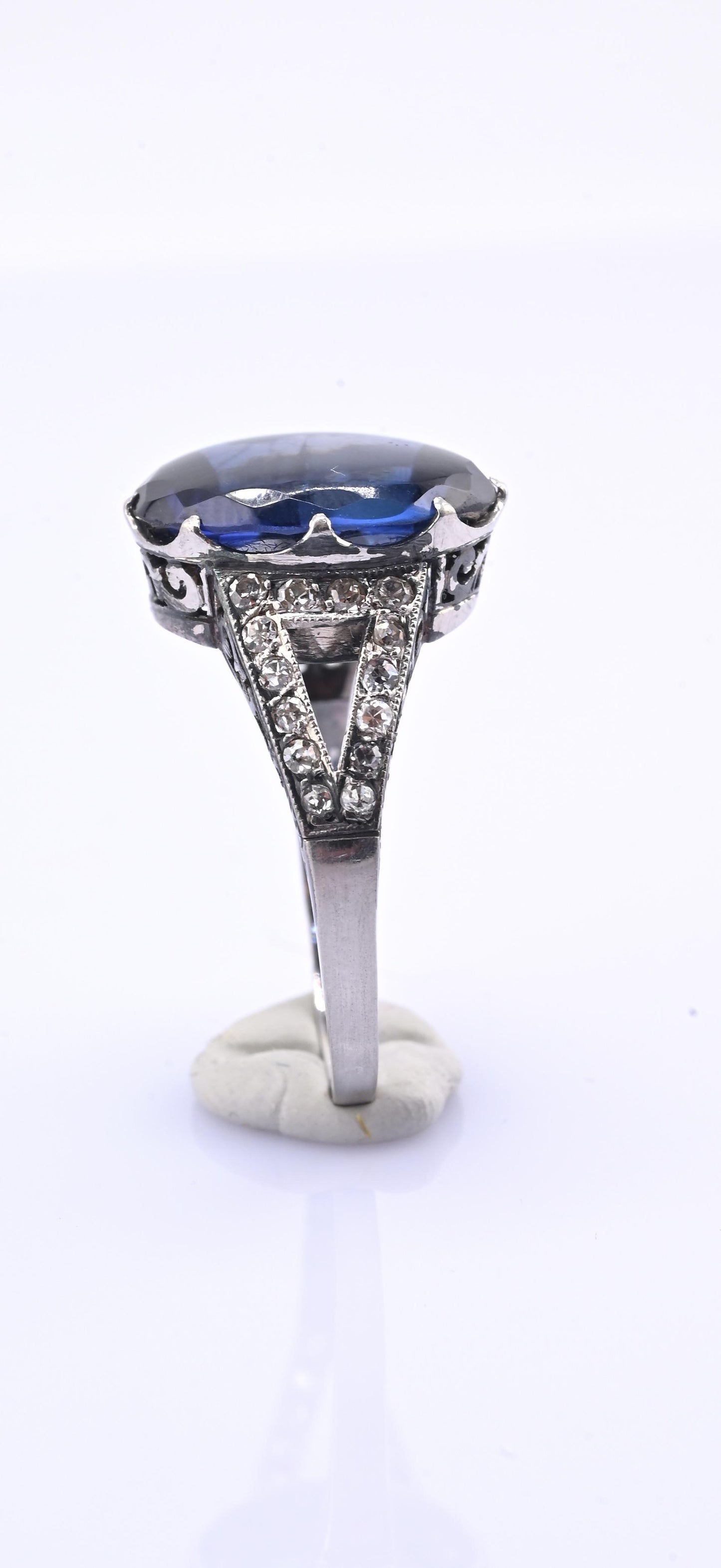 Rare Art Deco Period Sapphire & Diamond Ring With IGI Report