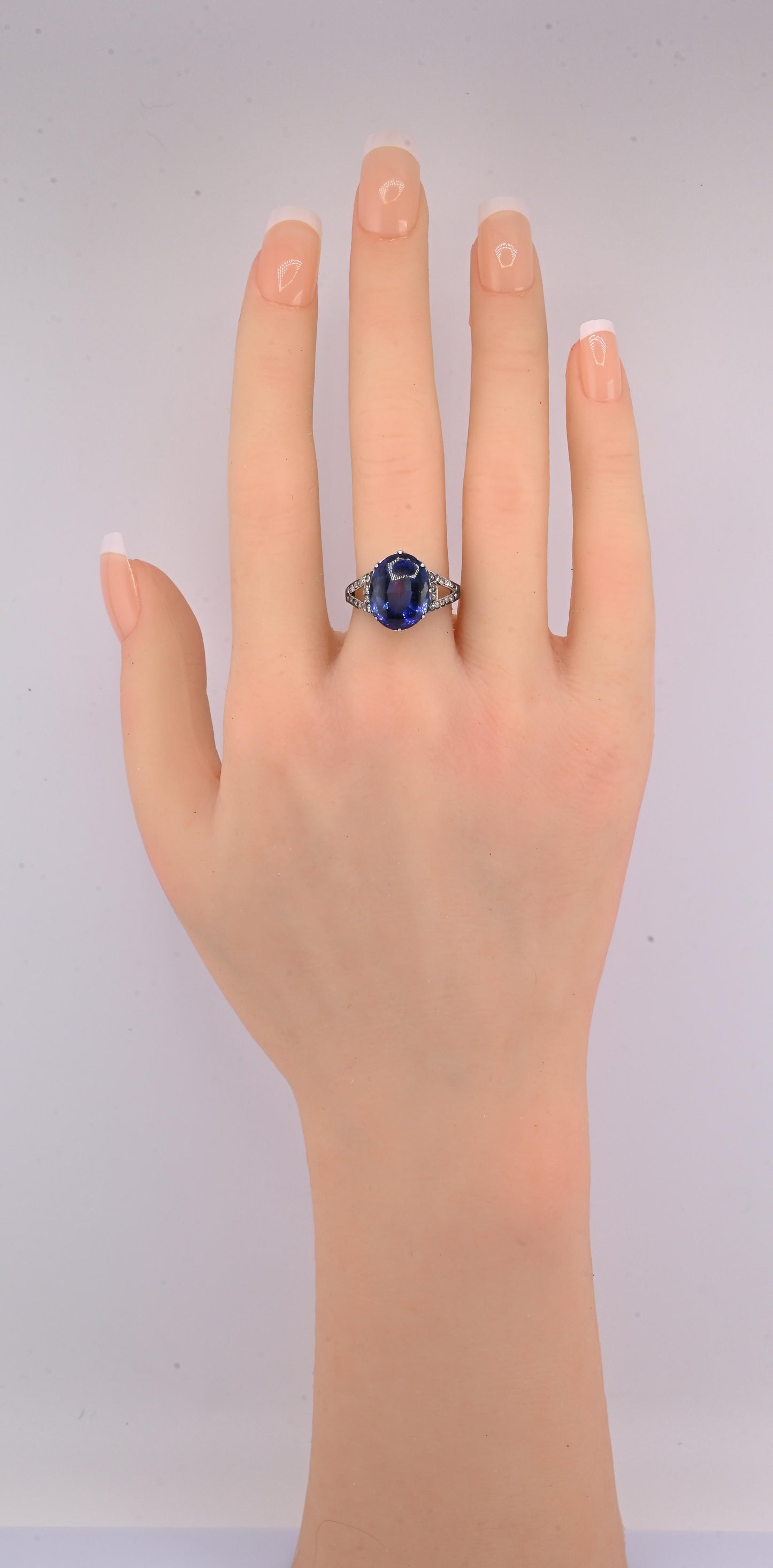 Rare Art Deco Period Sapphire & Diamond Ring With IGI Report