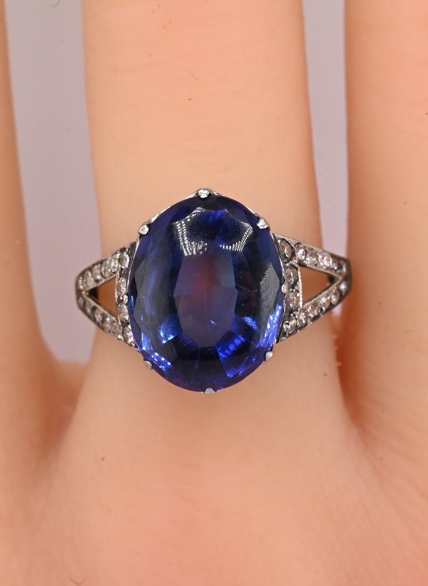 Rare Art Deco Period Sapphire & Diamond Ring With IGI Report