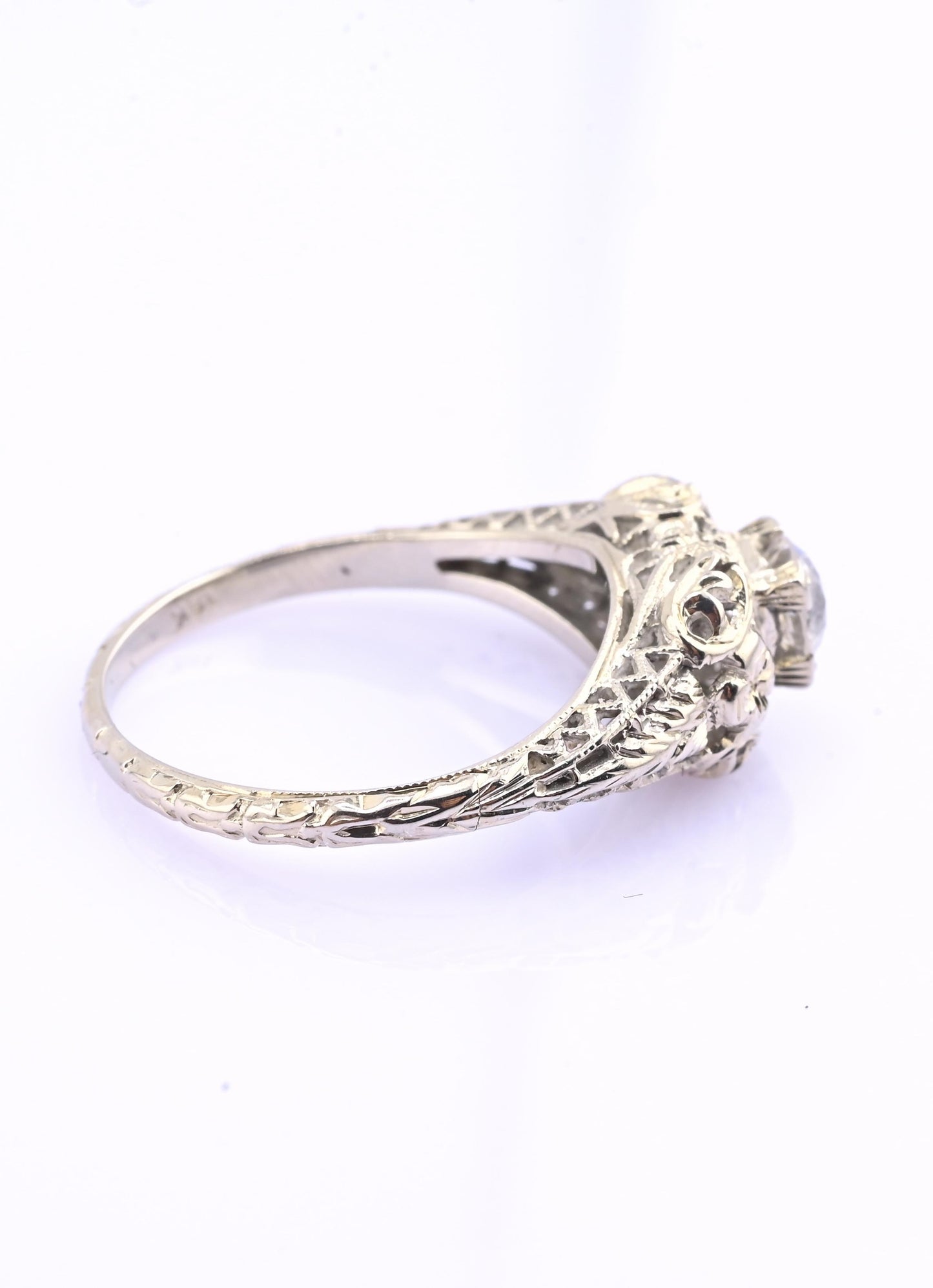 IGI Certified Art Deco 18K White Gold Diamond Ring Size 5.25