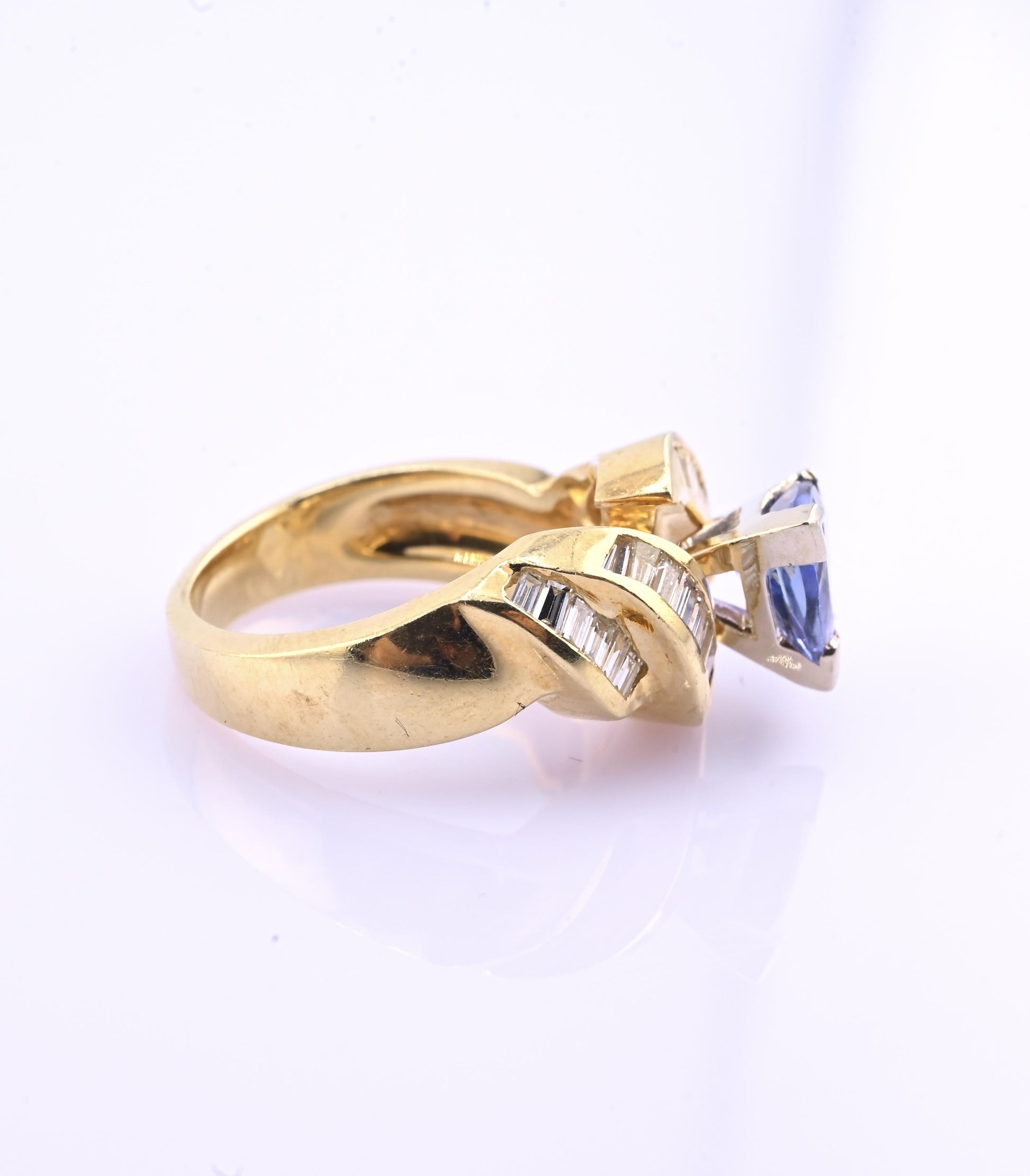 IGA Certified 1.40ct Natural Tanzanite & 0.75ctw Diamond 14K Gold Ring | Size 6
