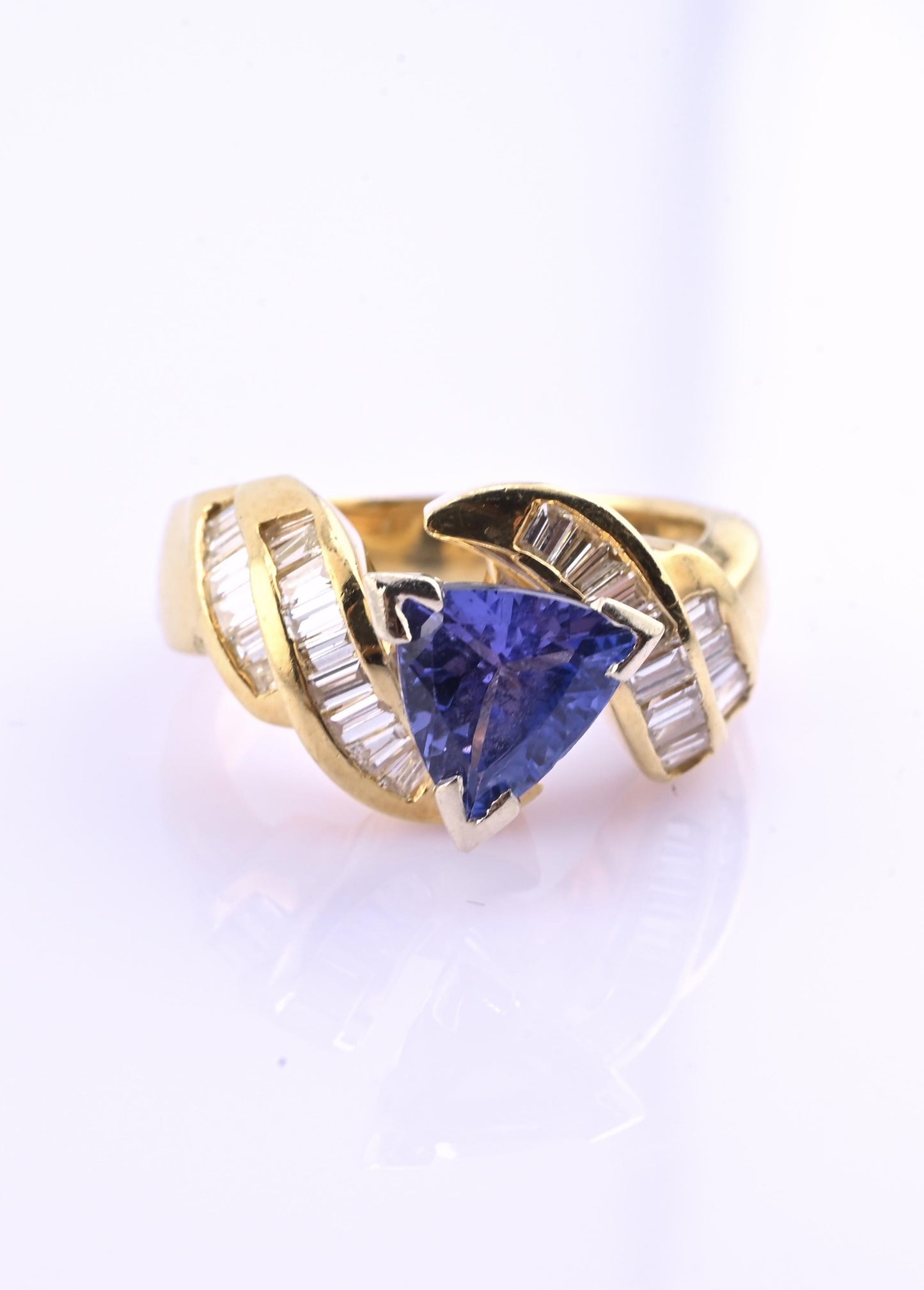 IGA Certified 1.40ct Natural Tanzanite & 0.75ctw Diamond 14K Gold Ring | Size 6