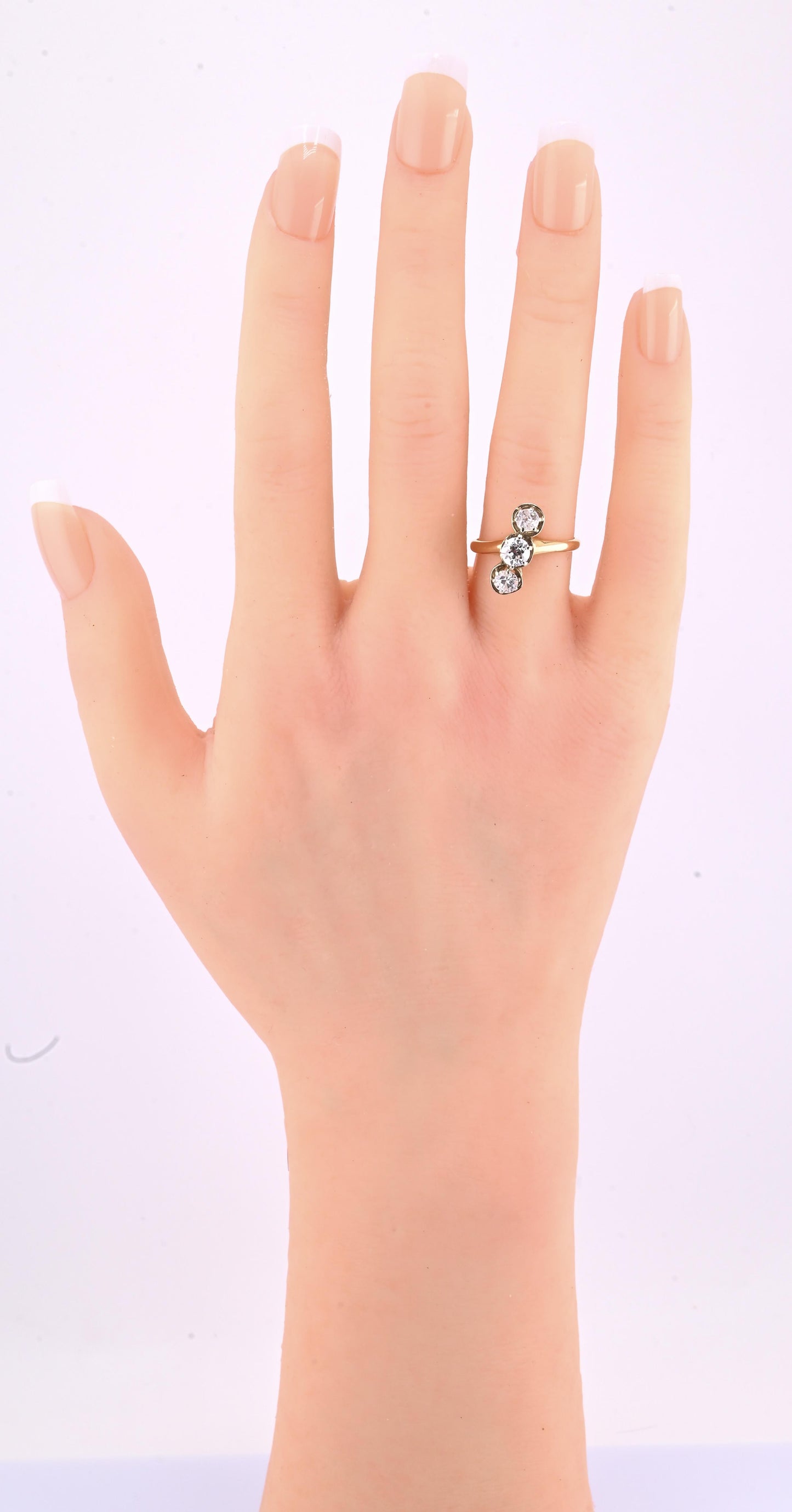 Antique Art Deco 14K Yellow Gold 3 Diamond Ring Ring Size 6 3.10 Grams