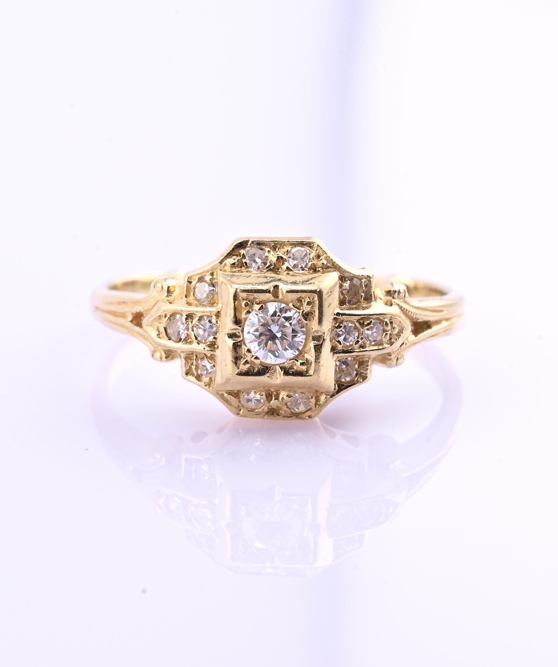 14K Yellow Gold Diamond Ring 13 Diamonds VS–SI Natural 2g Size 5.75