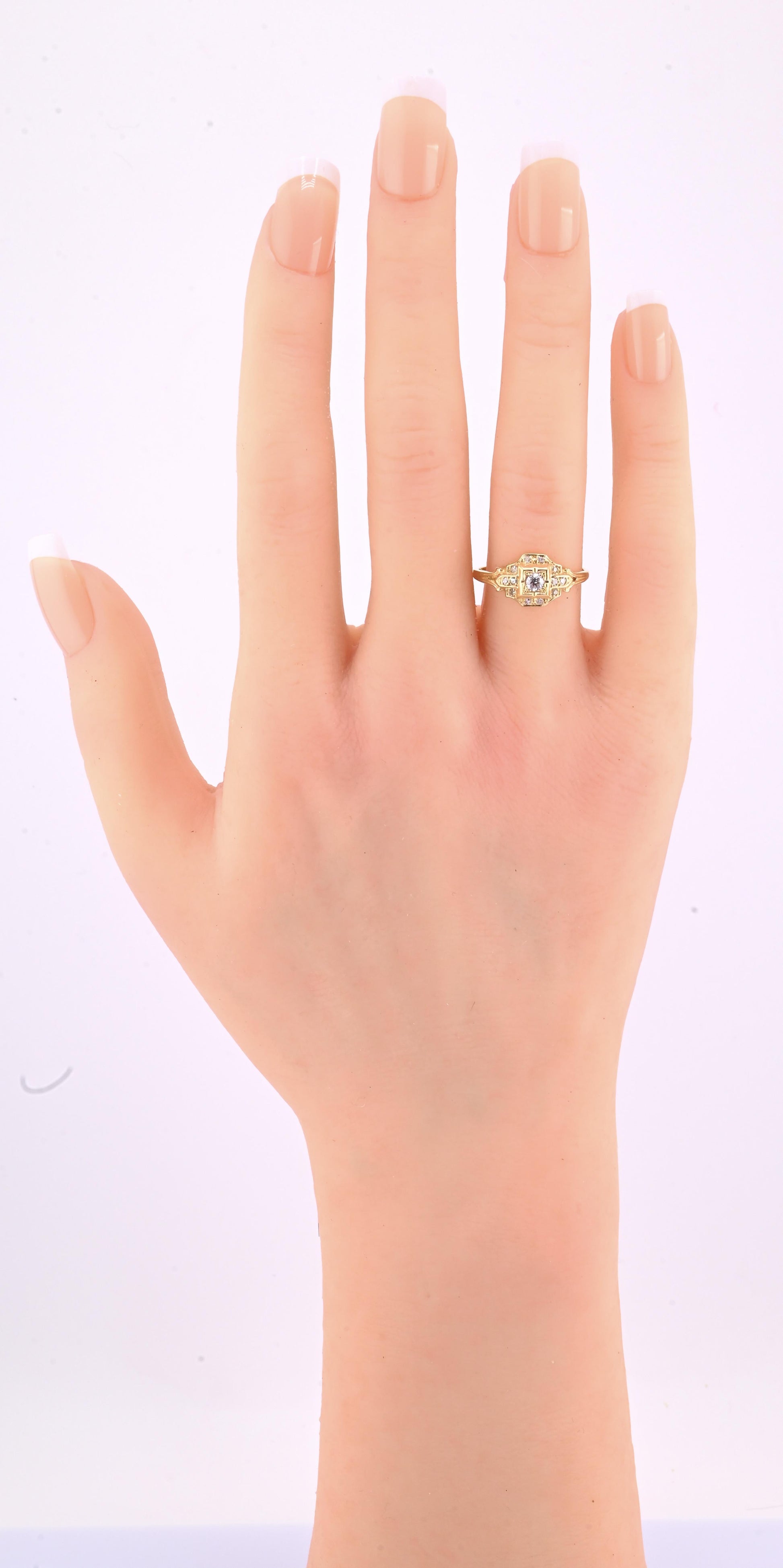 14K Yellow Gold Diamond Ring 13 Diamonds VS–SI Natural 2g Size 5.75