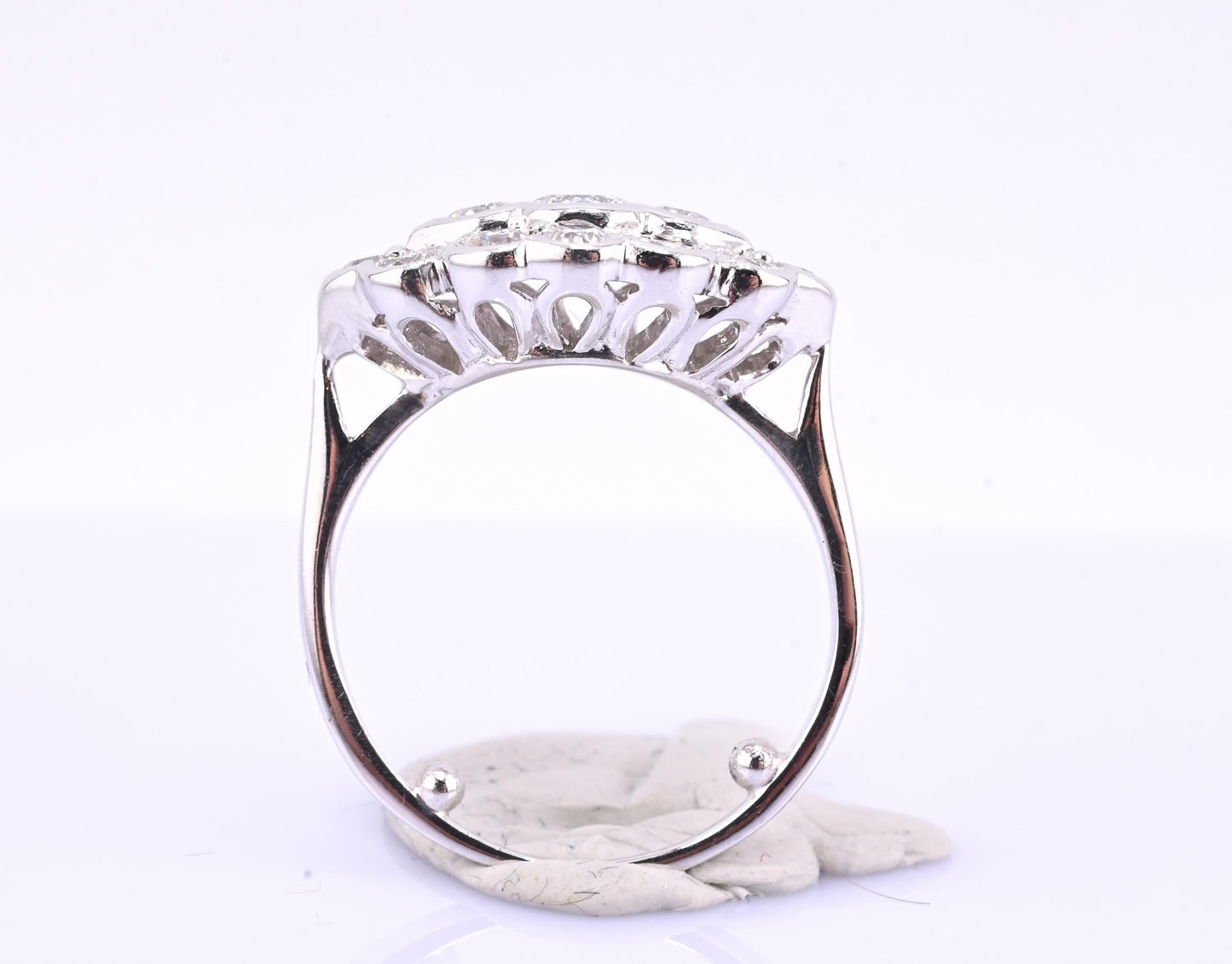 18K White Gold Diamond Ring 1.05 TCW G Color Ring Size 5 GIA Certified