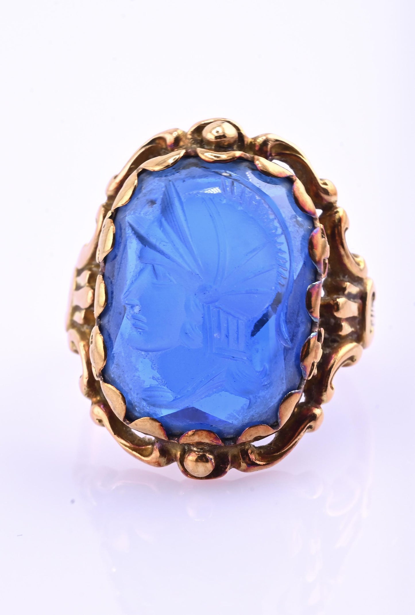 IGI Certified 10K Yellow Gold Carved Spinel Soldier Intaglio Ring Size 5