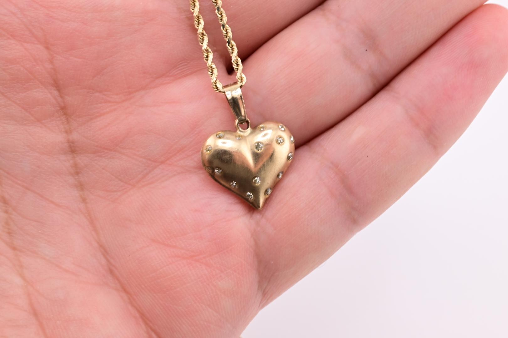 Fabulous 14K Yellow Gold Heart Shape Pendant & Chain