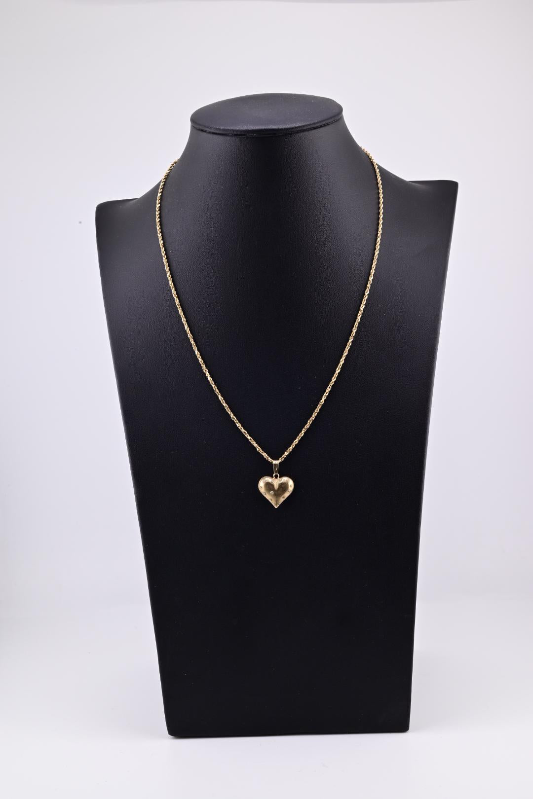 Fabulous 14K Yellow Gold Heart Shape Pendant & Chain