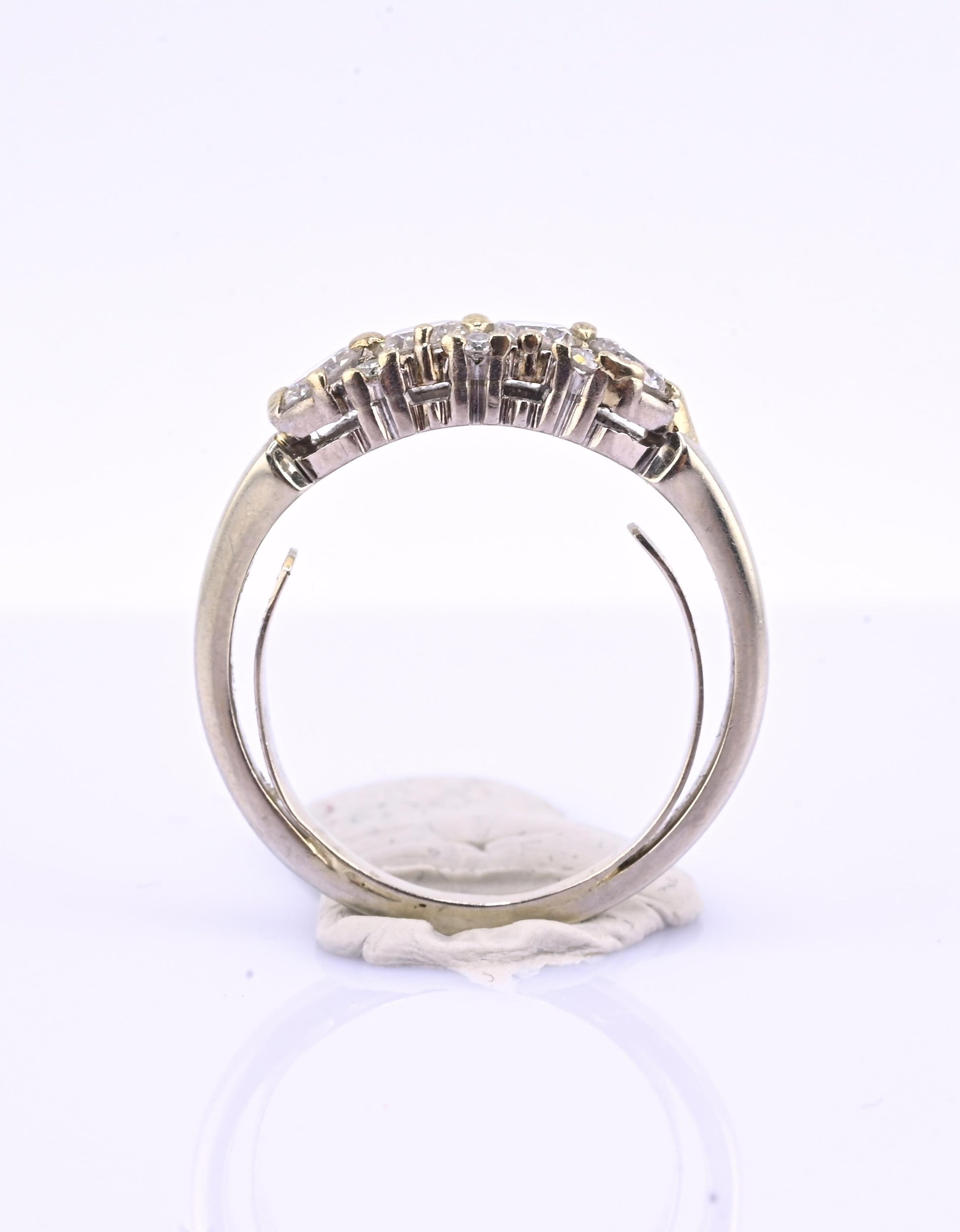 18K White Gold IGI Certified Diamond Ring 1.00 TCW VS Clarity Ring Size 7.75