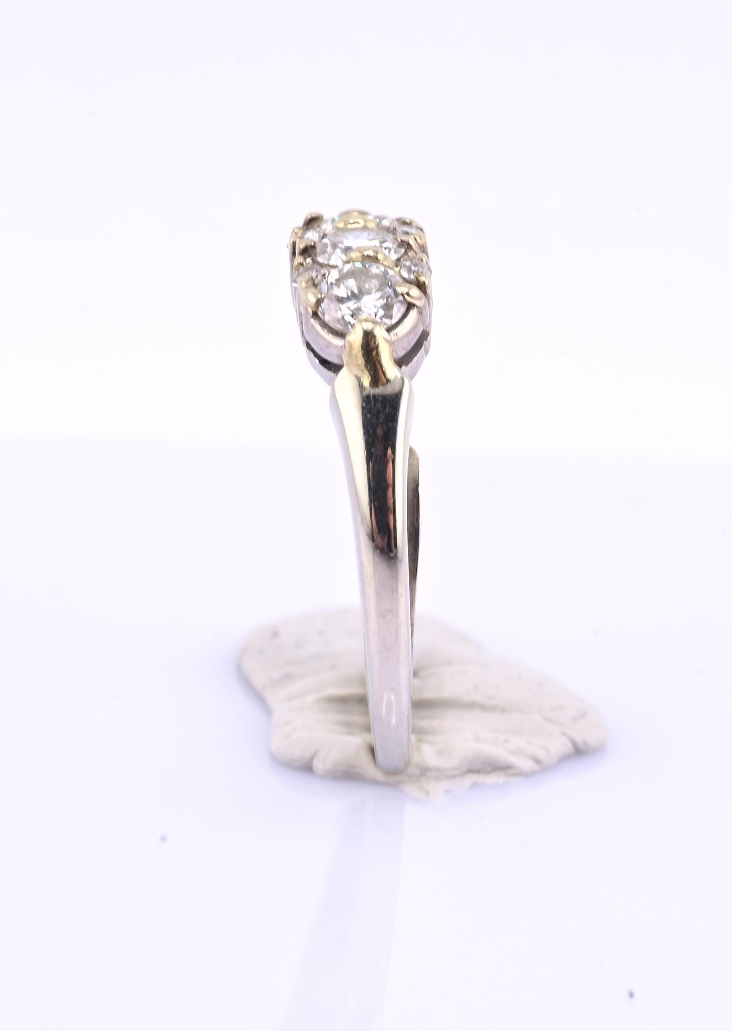 18K White Gold IGI Certified Diamond Ring 1.00 TCW VS Clarity Ring Size 7.75
