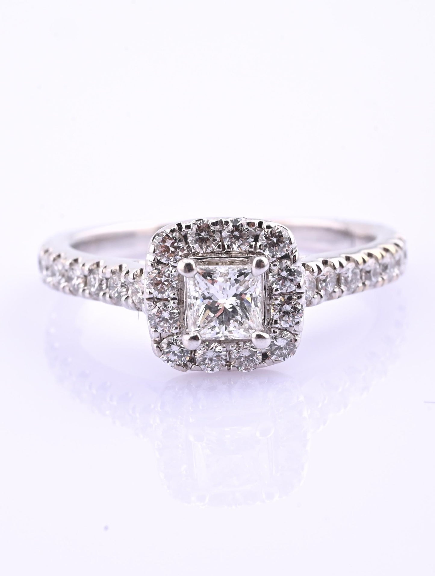 14K White Gold IGI Certified Natural Diamond Halo Ring 0.95 TCW Size 6