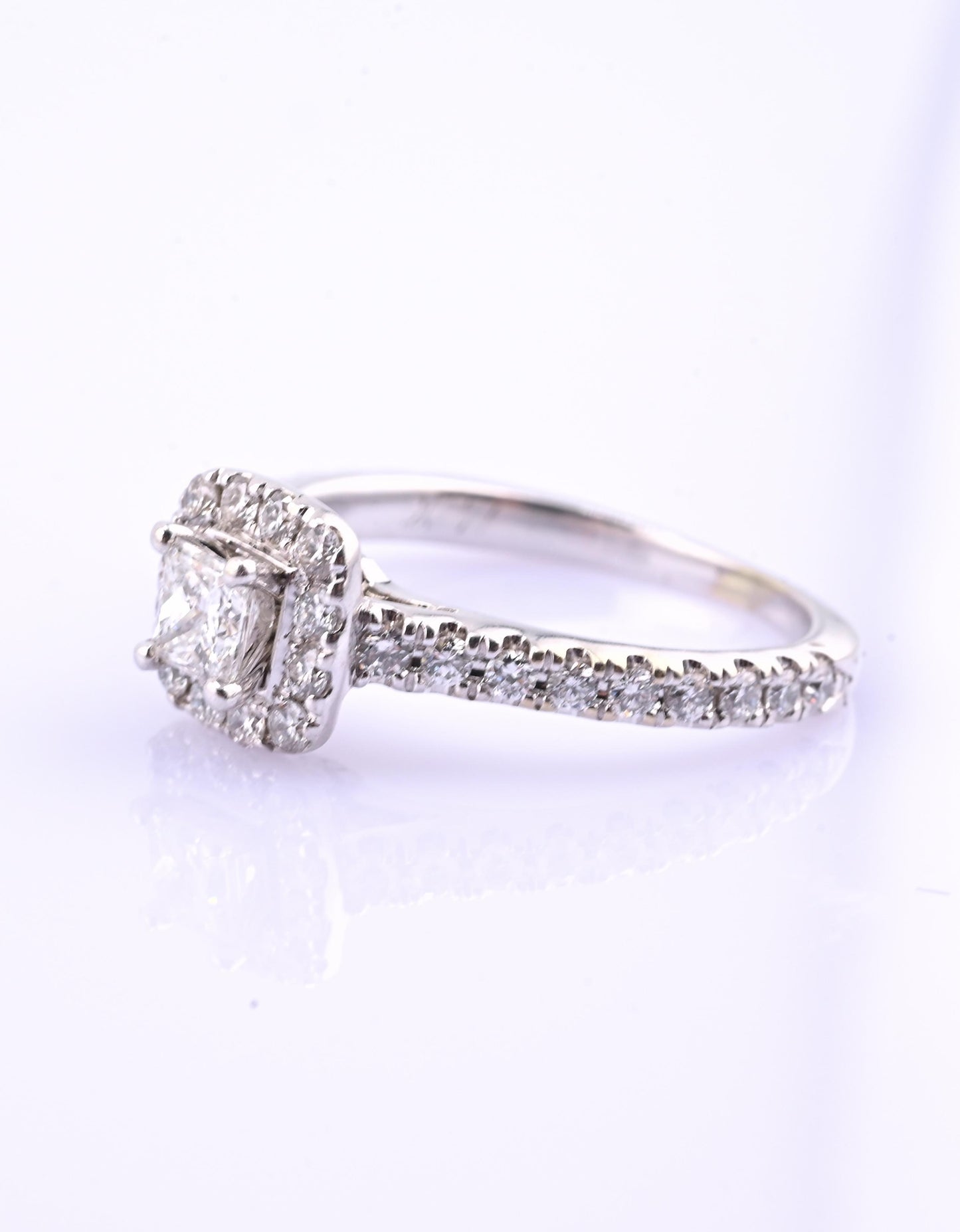 14K White Gold IGI Certified Natural Diamond Halo Ring 0.95 TCW Size 6