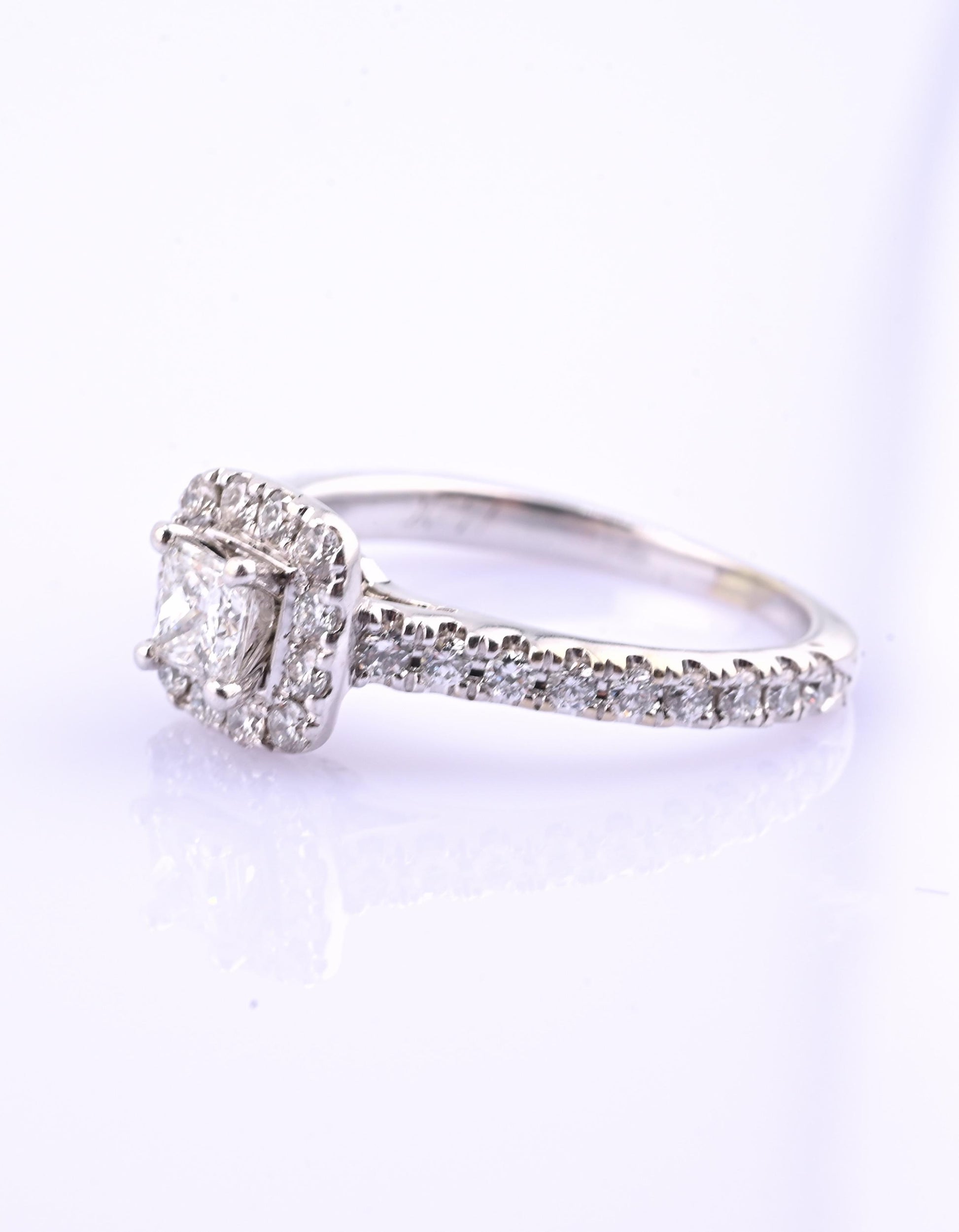 14K White Gold IGI Certified Natural Diamond Halo Ring 0.95 TCW Size 6