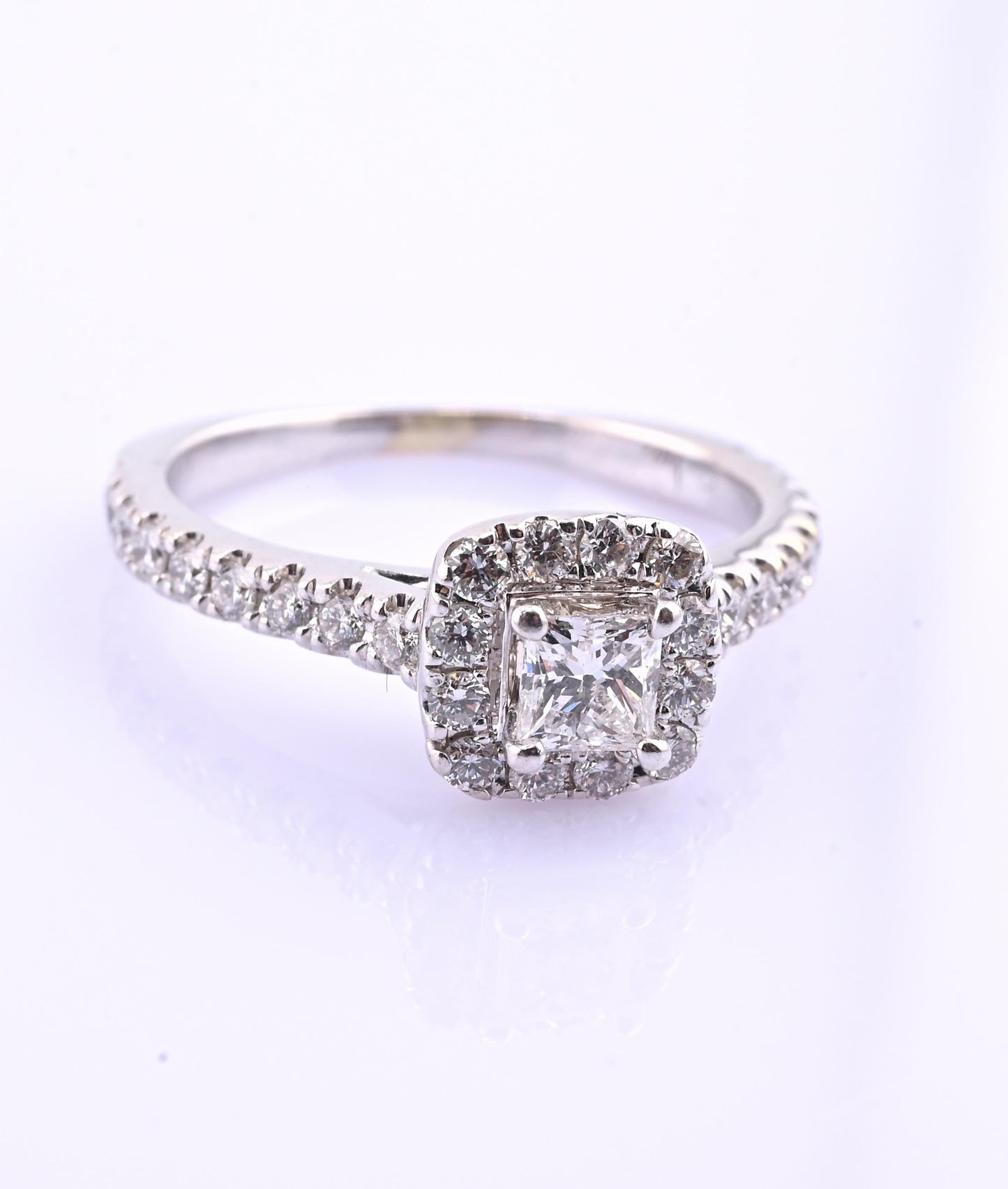 14K White Gold IGI Certified Natural Diamond Halo Ring 0.95 TCW Size 6