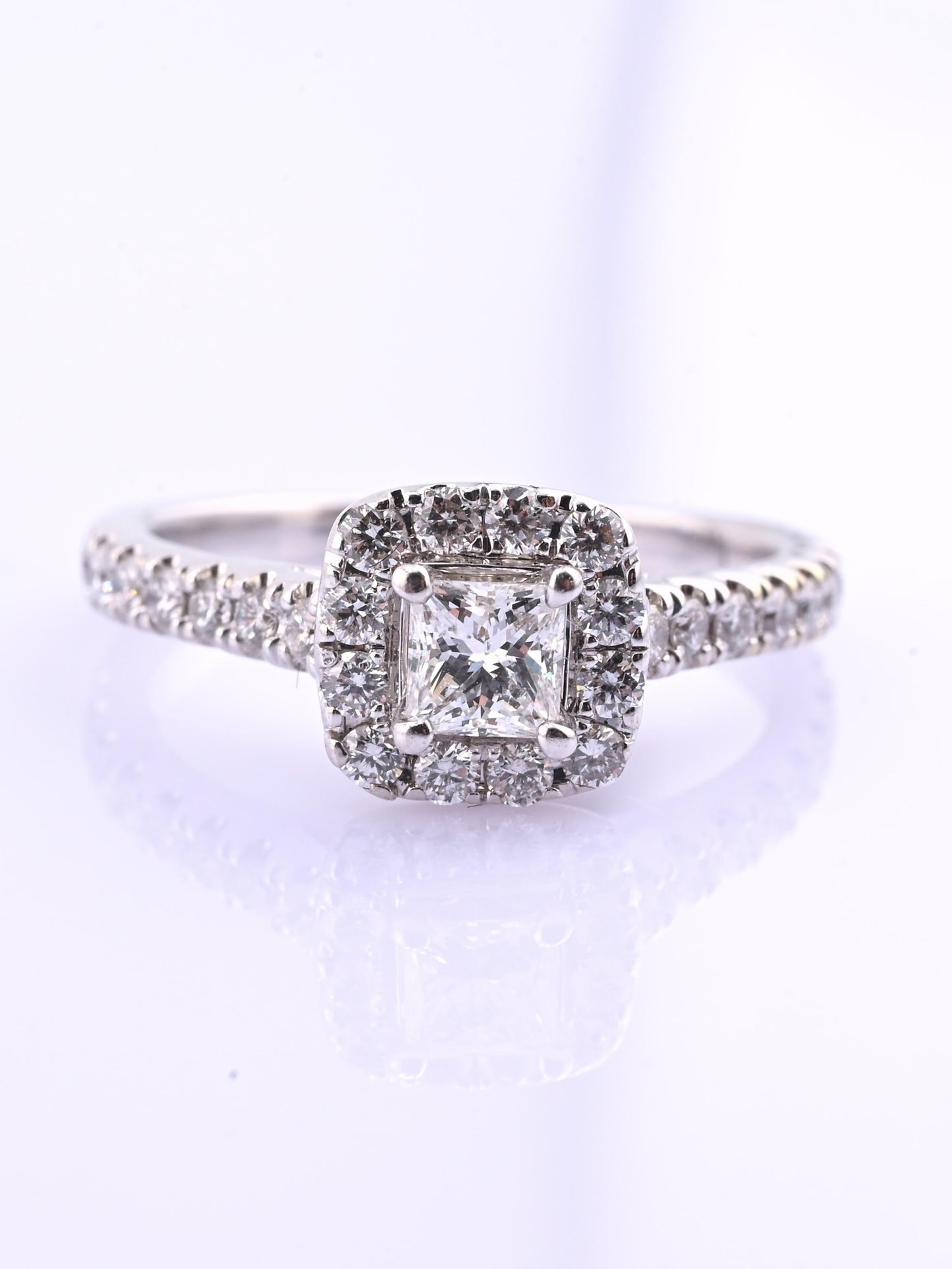 14K White Gold IGI Certified Natural Diamond Halo Ring 0.95 TCW Size 6