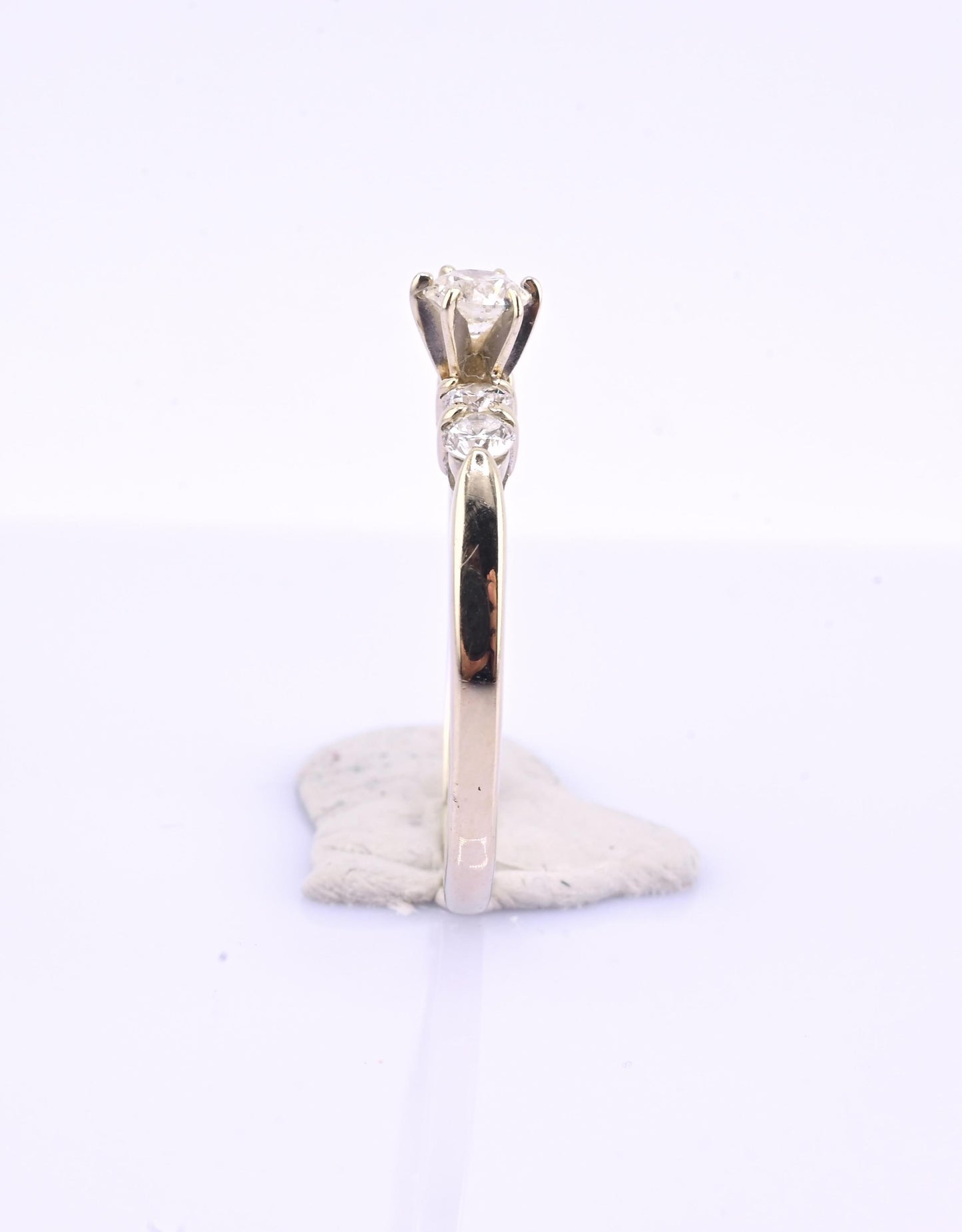 14K Yellow Gold 5-Diamond Ring 0.63 Carats Natural Diamonds Ring Size 9.5
