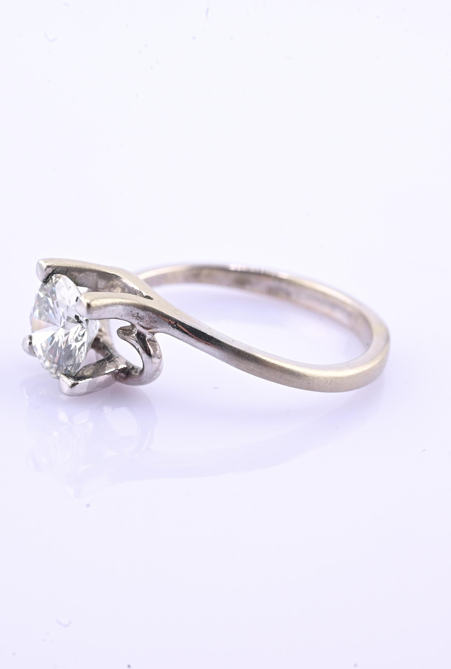 18K White Gold Solitaire Diamond Ring – 0.75 Carat, IGI Certified, Size 5