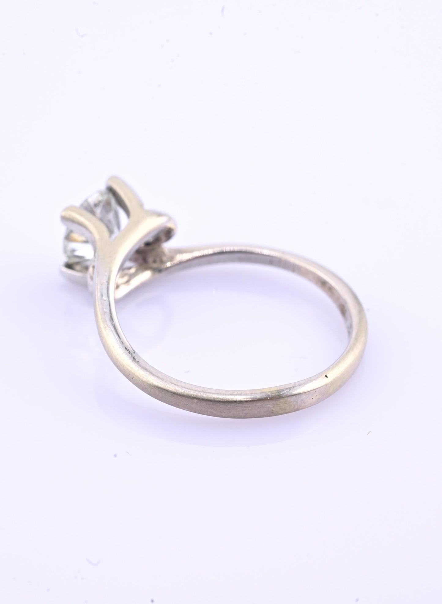 18K White Gold Solitaire Diamond Ring – 0.75 Carat, IGI Certified, Size 5