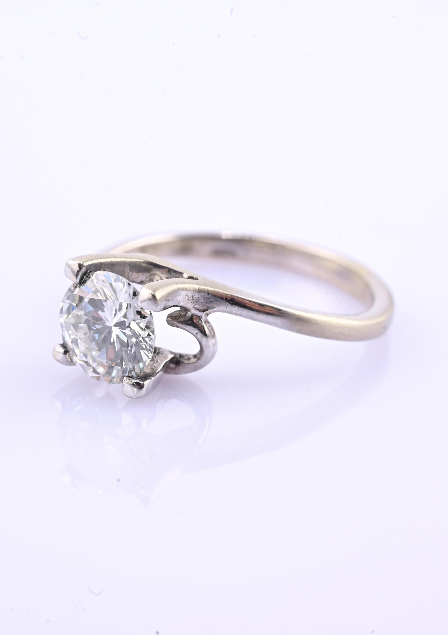 18K White Gold Solitaire Diamond Ring – 0.75 Carat, IGI Certified, Size 5