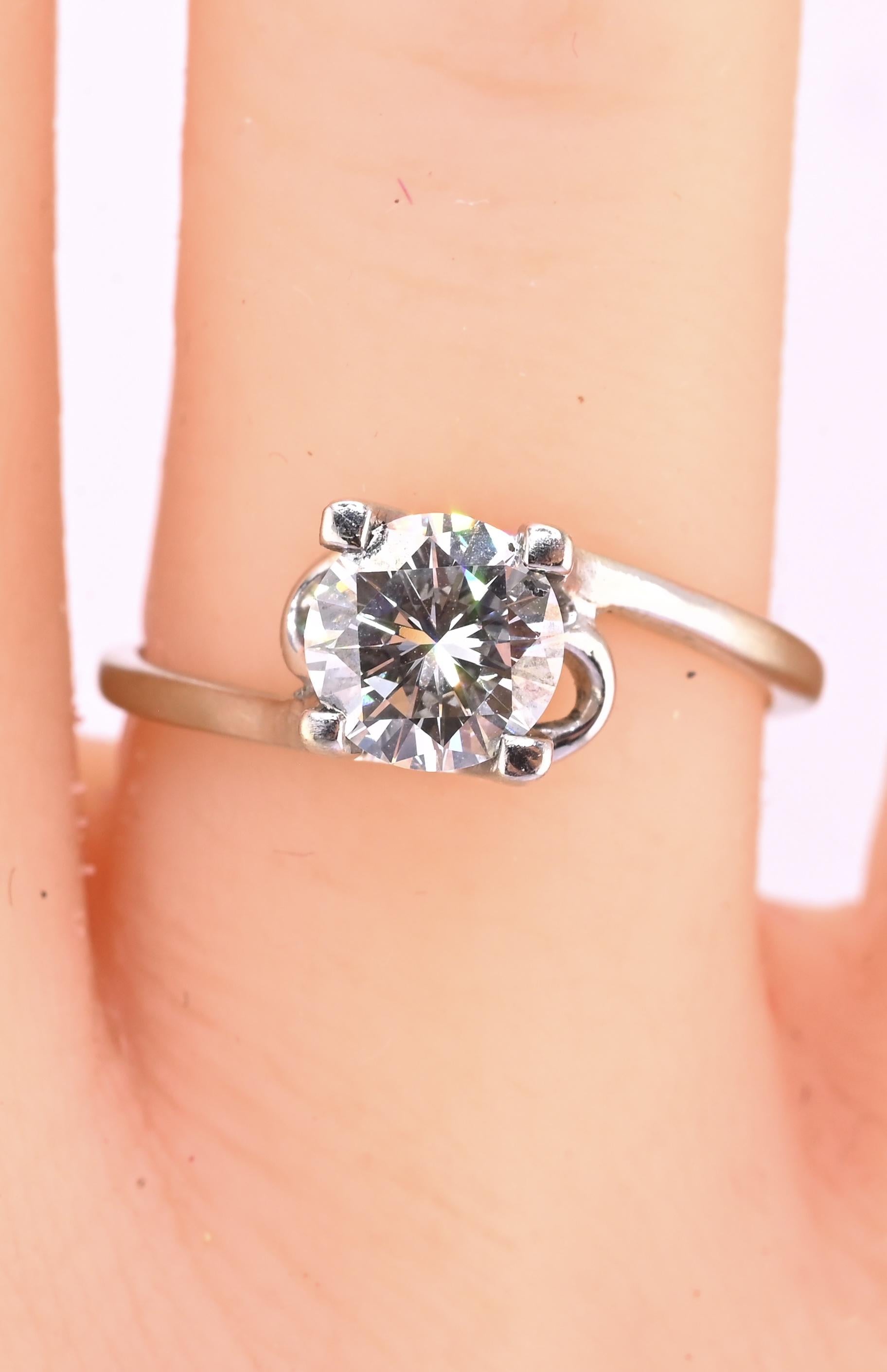 18K White Gold Solitaire Diamond Ring – 0.75 Carat, IGI Certified, Size 5