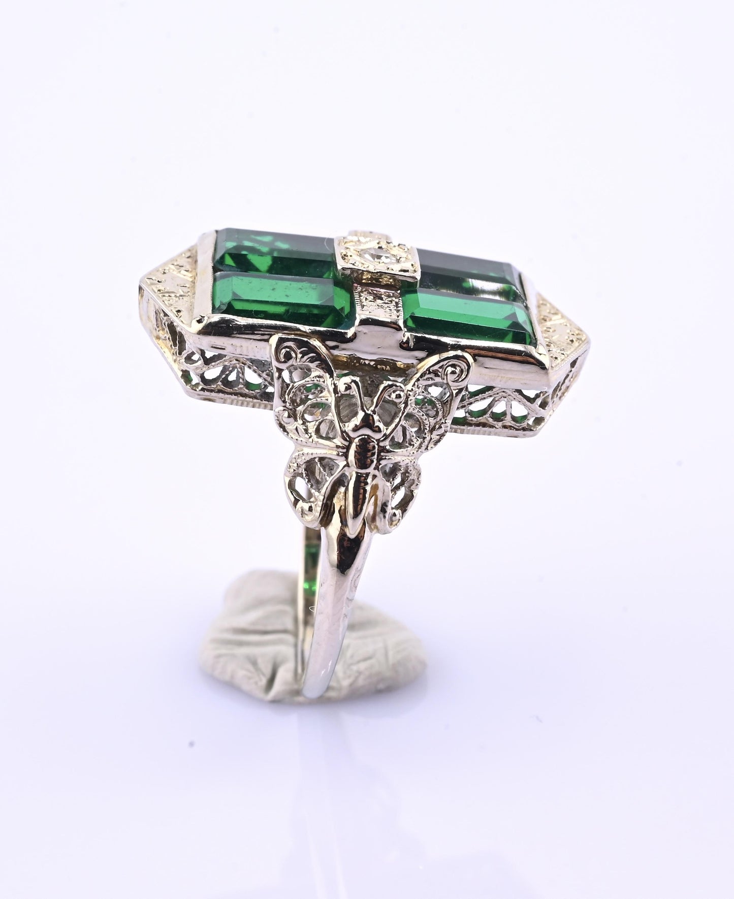 14K Art Deco White Gold Ring With Green Stones IGI Certified Ring 4.75 Ring Size