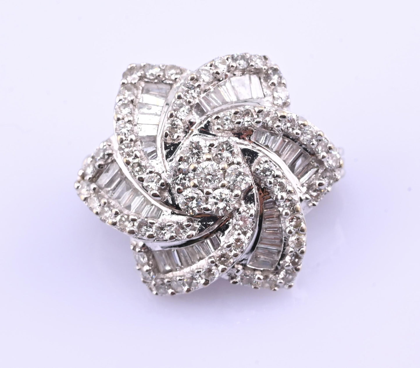 18k White Gold 0.99ctw Natural Diamond Swirl Flower Pendant / Brooch