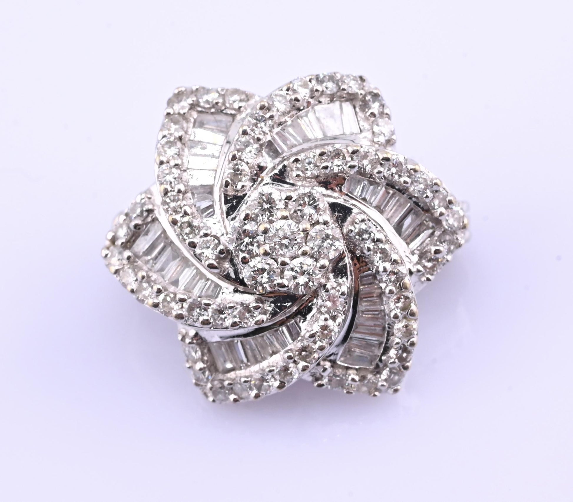 18k White Gold 0.99ctw Natural Diamond Swirl Flower Pendant / Brooch
