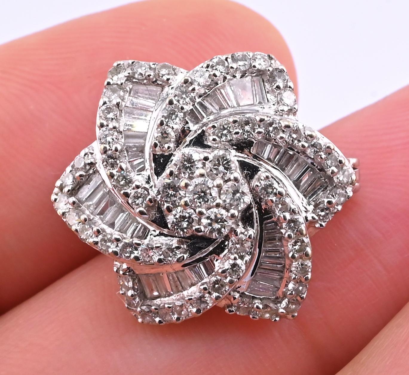 18k White Gold 0.99ctw Natural Diamond Swirl Flower Pendant / Brooch