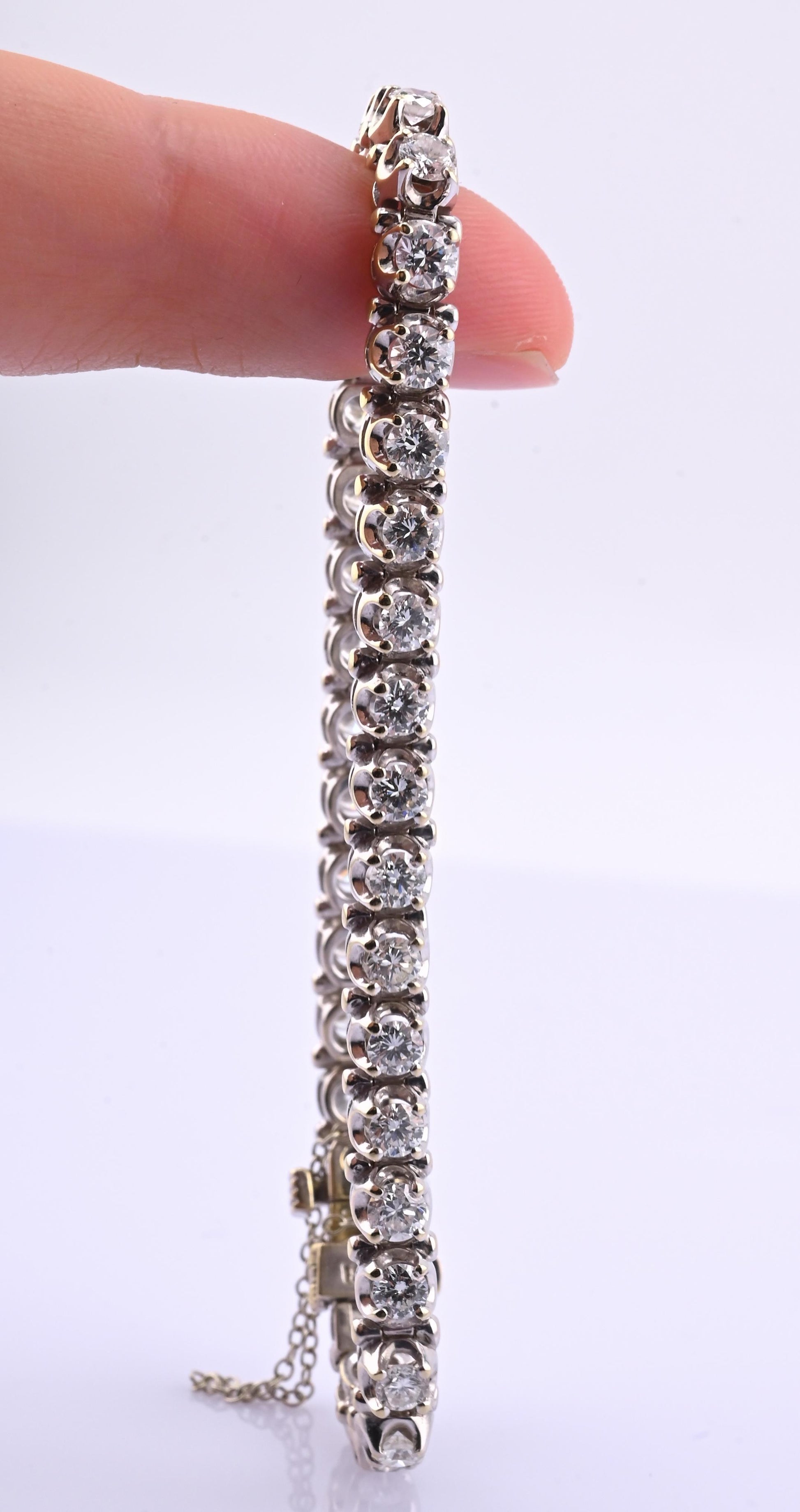 Fine 18k White Gold 4.00–5.00 Carat Diamond Tennis Bracelet 36 Natural Diamonds
