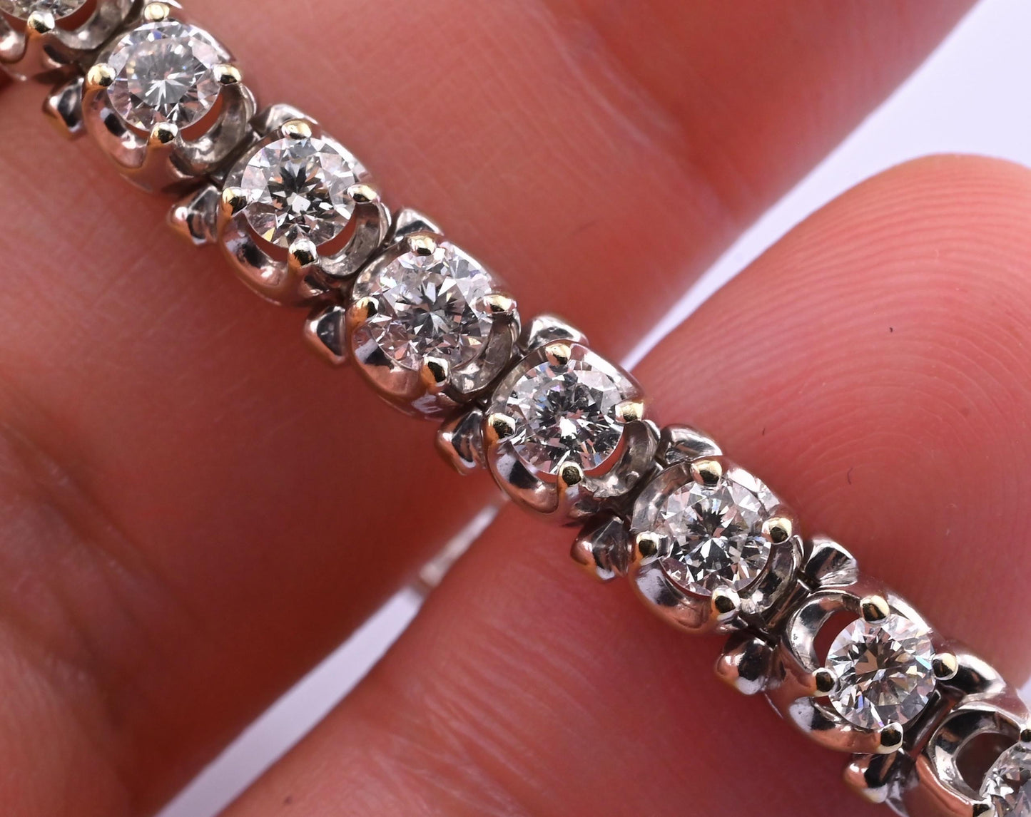 Fine 18k White Gold 4.00–5.00 Carat Diamond Tennis Bracelet 36 Natural Diamonds