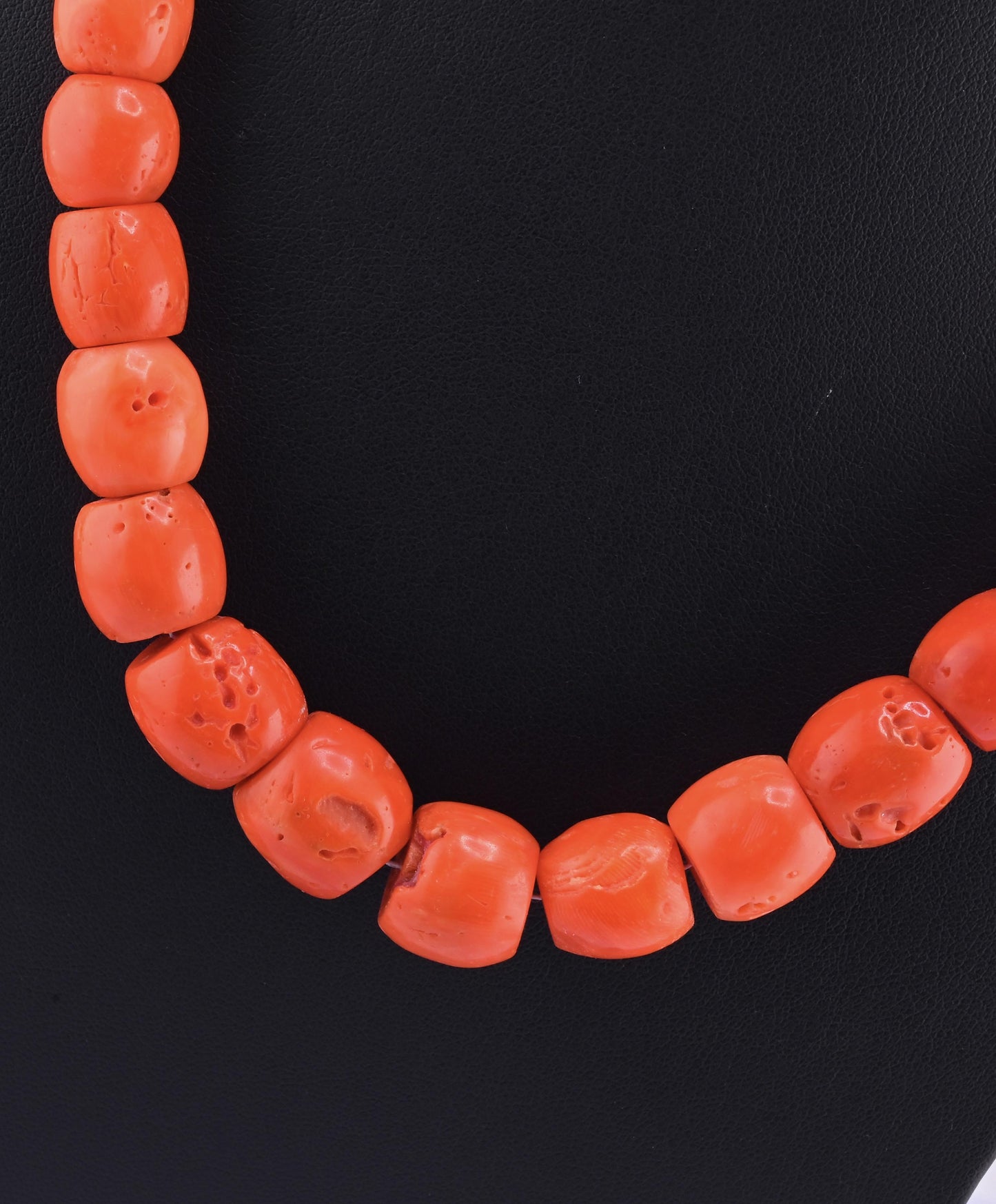 Antique Tibetan Momo Coral Graduated Bead Necklace 127 Grams
