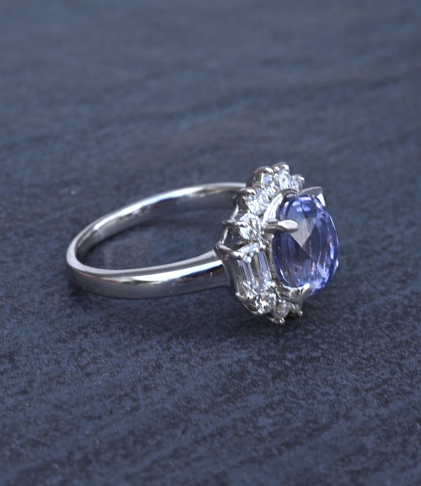 GIA Certified 3.26ct Color-Change Sapphire NO HEAT Diamond Platinum Halo Ring