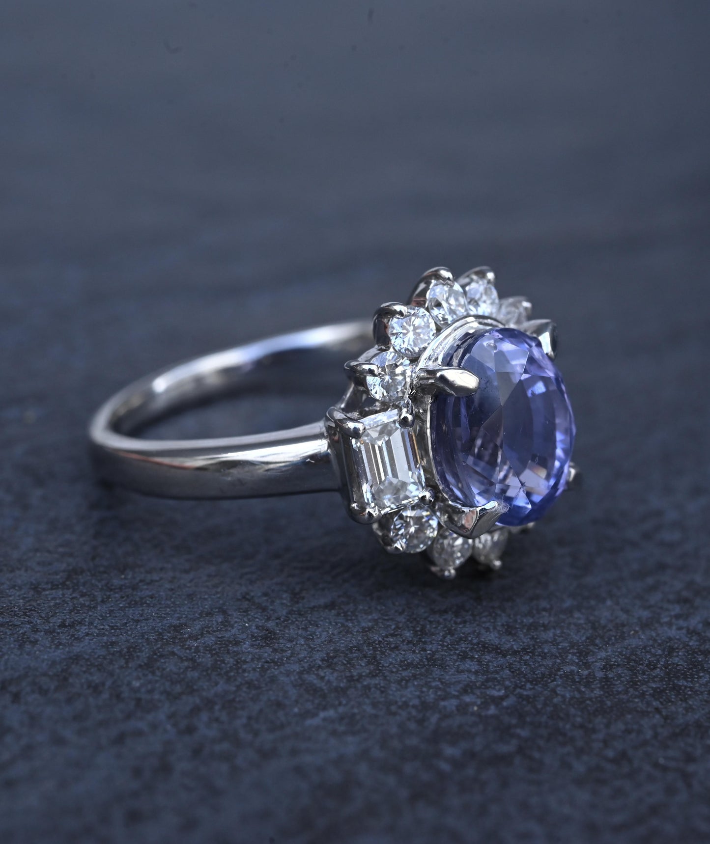 GIA Certified 3.26ct Color-Change Sapphire NO HEAT Diamond Platinum Halo Ring