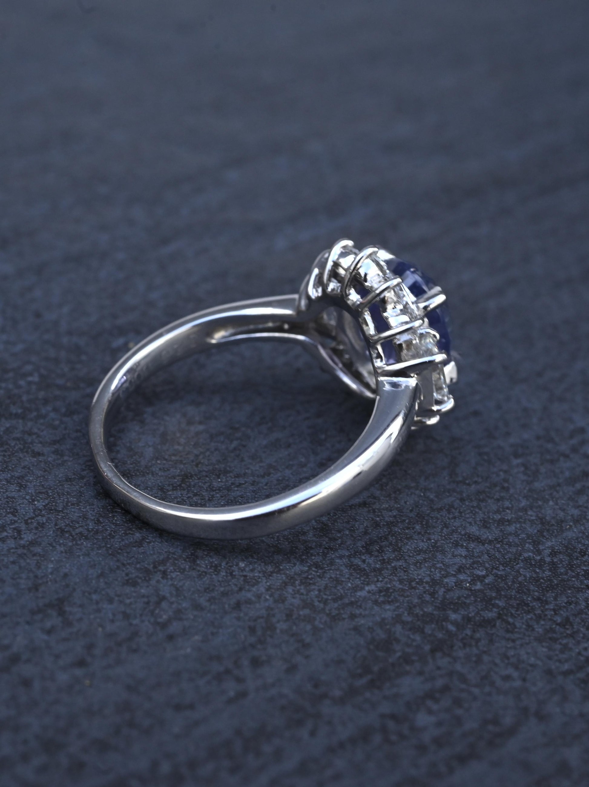 GIA Certified 3.26ct Color-Change Sapphire NO HEAT Diamond Platinum Halo Ring