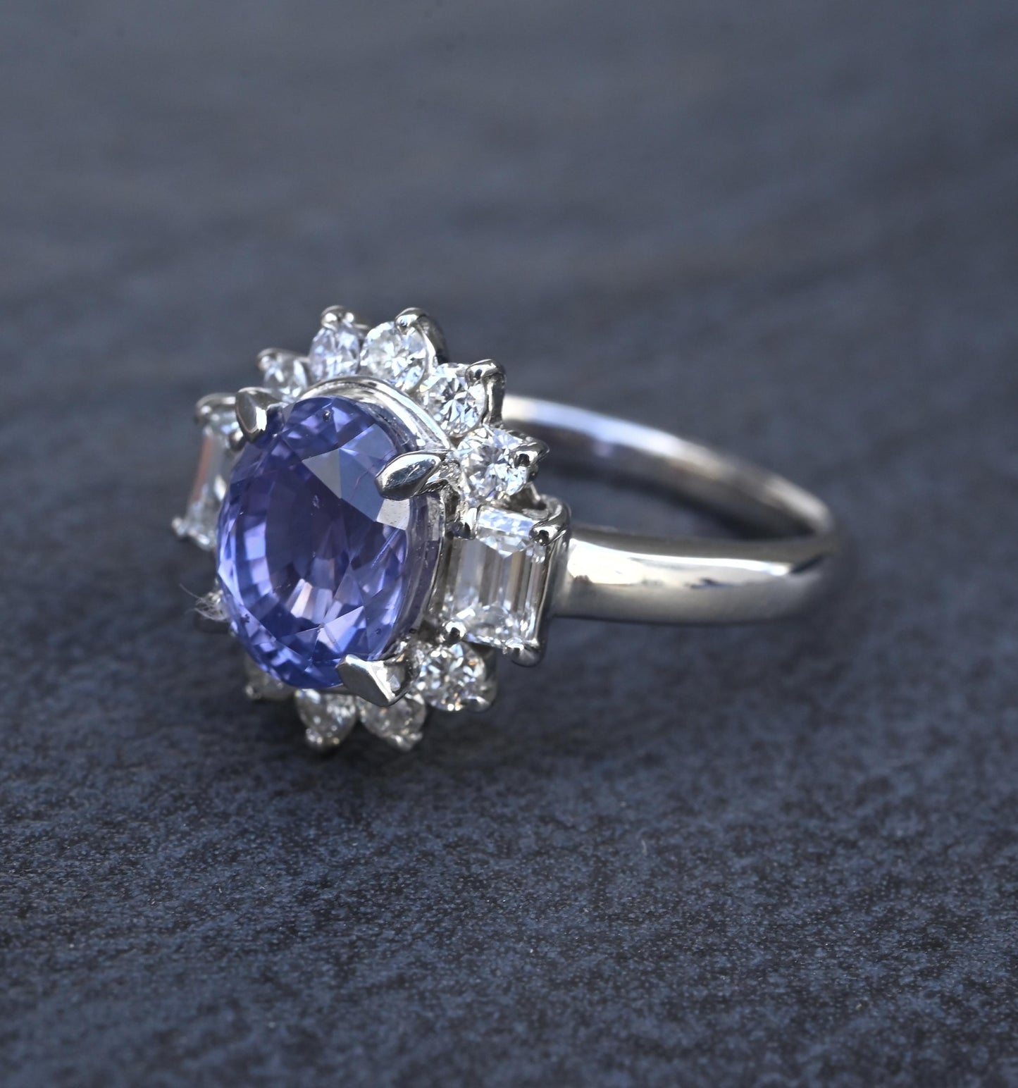 GIA Certified 3.26ct Color-Change Sapphire NO HEAT Diamond Platinum Halo Ring