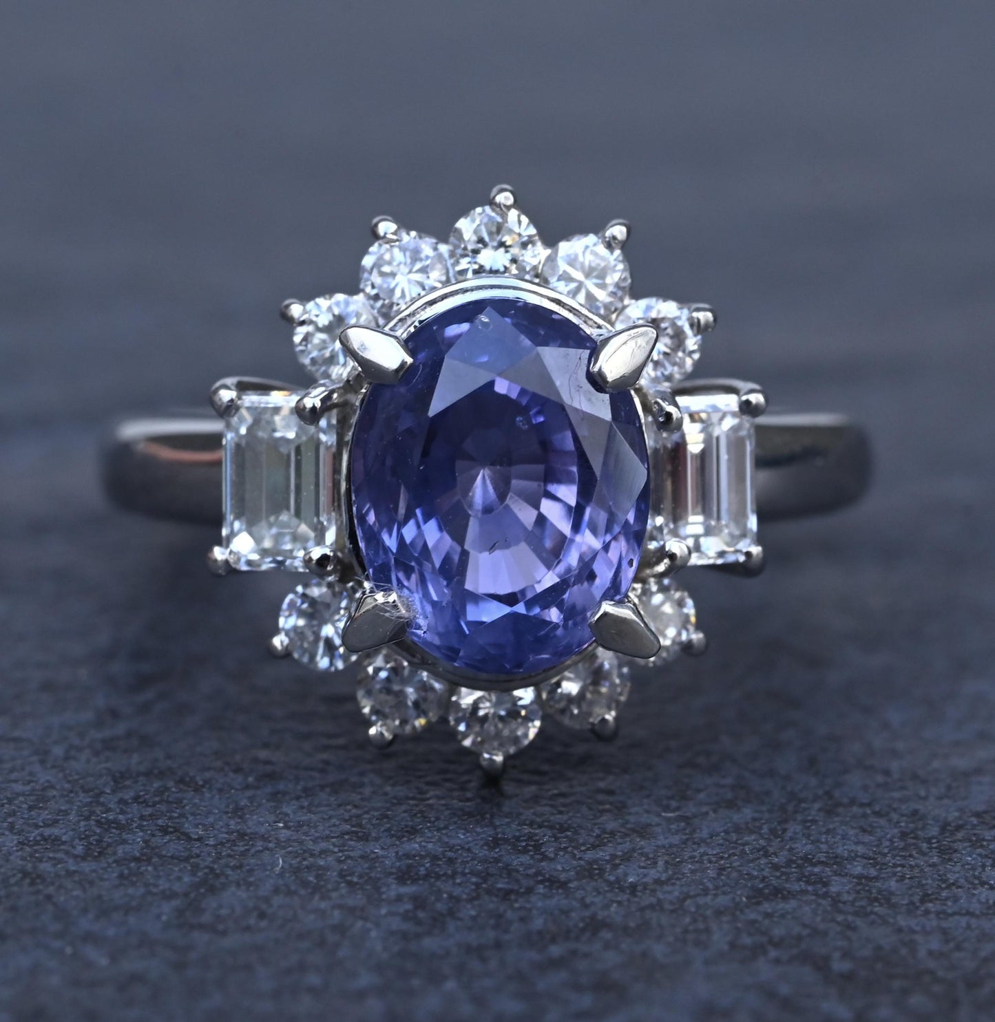 GIA Certified 3.26ct Color-Change Sapphire NO HEAT Diamond Platinum Halo Ring