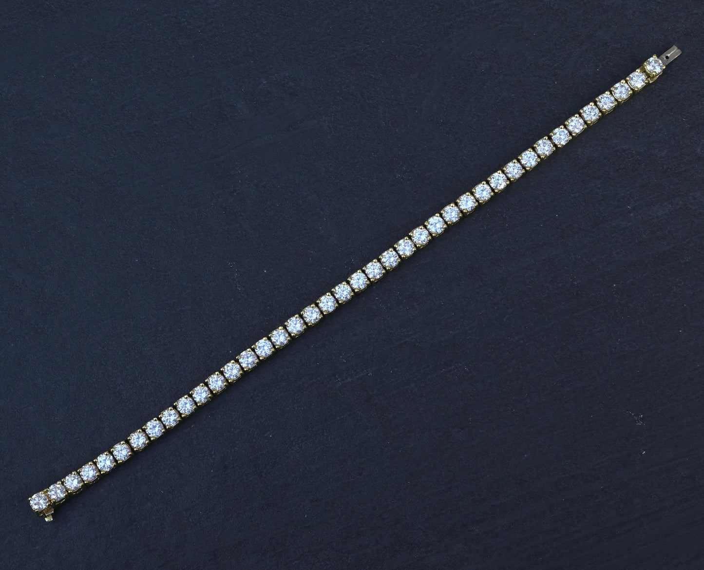 Black, Starr & Frost 8.80ctw Diamond Tennis Bracelet in 18K Yellow Gold
