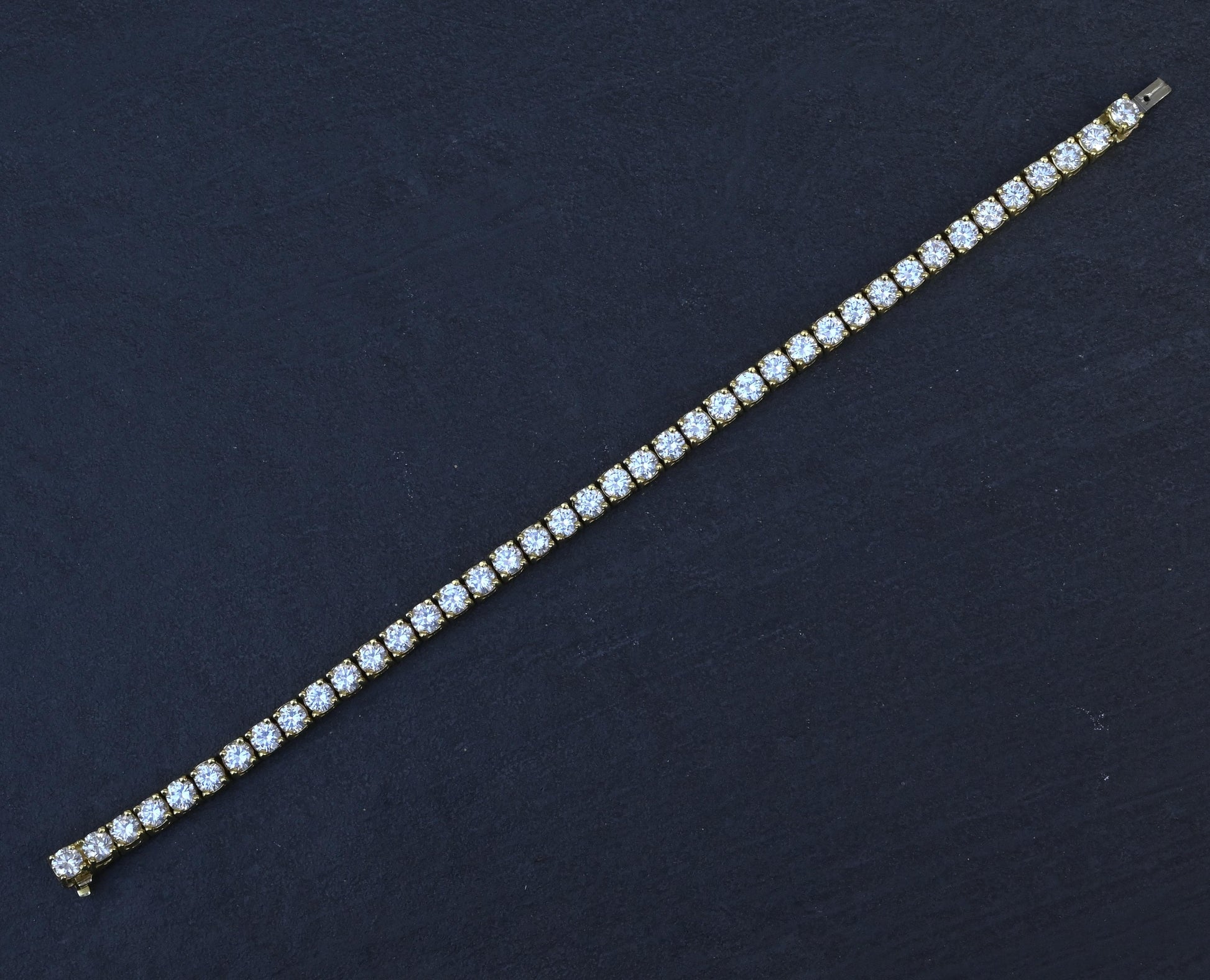 Black, Starr & Frost 8.80ctw Diamond Tennis Bracelet in 18K Yellow Gold